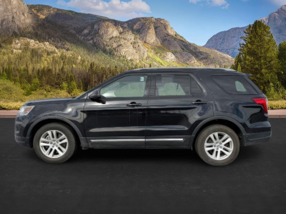 photo of 2019 Ford Explorer XLT