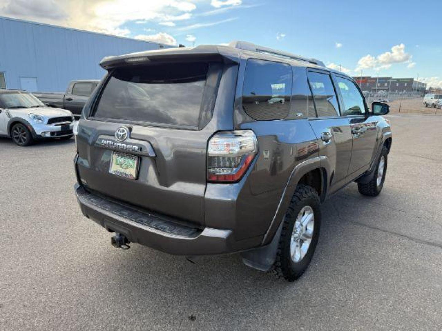 2018 Magnetic Gray Metallic /Black Graphite Toyota 4Runner SR5 (JTEBU5JR0J5) with an 4L V-6 DOHC engine, AUTOMATIC transmission, located at 1235 N Woodruff Ave., Idaho Falls, 83401, (208) 523-1053, 43.507172, -112.000488 - At Timberline Auto, finding a great deal on your next vehicle is always easy! Our experienced sales staff's goal is to help find you the right vehicle at the right price! Our knowledgeable finance department has options for almost any credit score. We offer extended service contract options to prote - Photo#32
