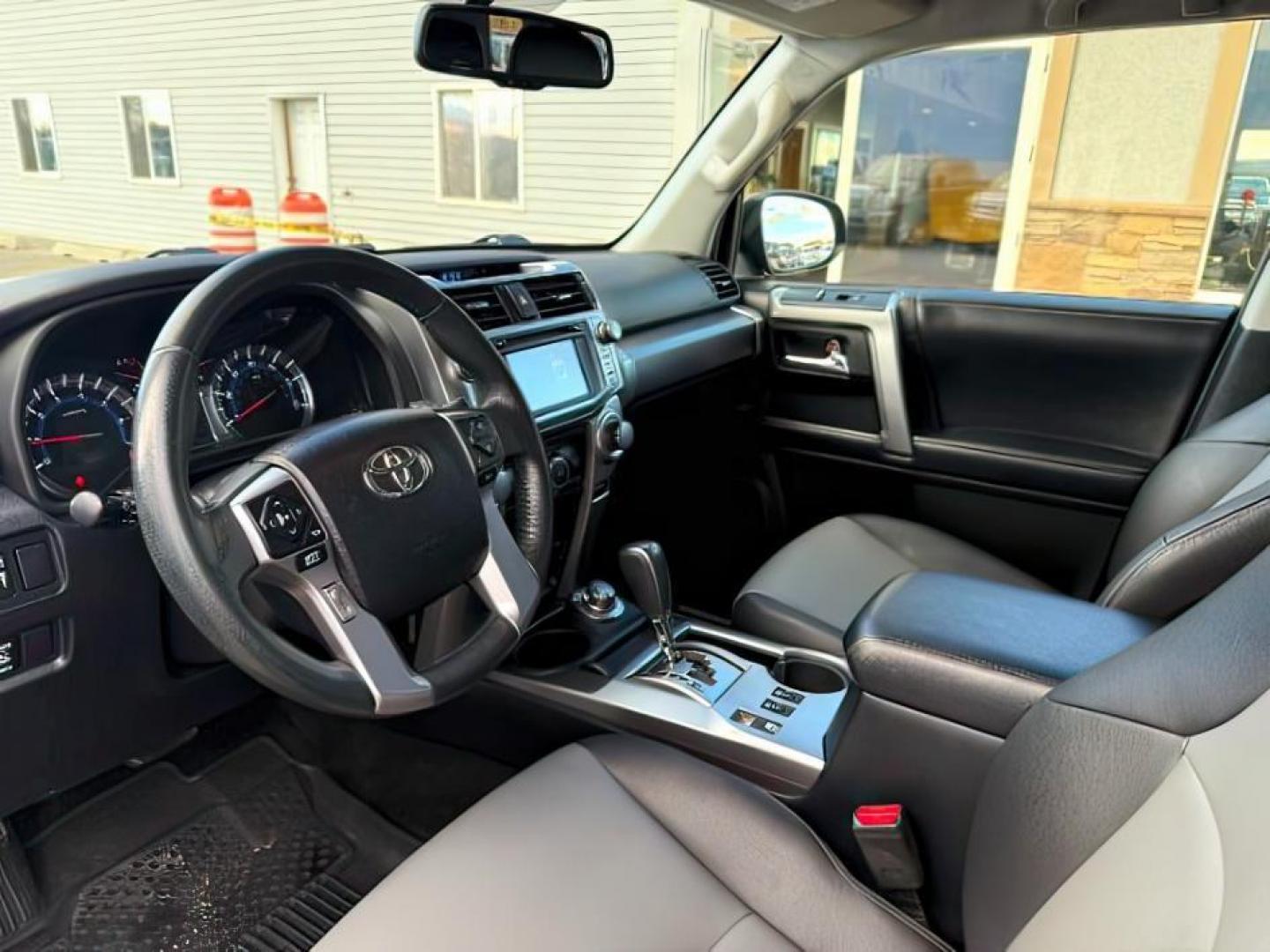 2018 Magnetic Gray Metallic /Black Graphite Toyota 4Runner SR5 (JTEBU5JR0J5) with an 4L V-6 DOHC engine, AUTOMATIC transmission, located at 1235 N Woodruff Ave., Idaho Falls, 83401, (208) 523-1053, 43.507172, -112.000488 - At Timberline Auto, finding a great deal on your next vehicle is always easy! Our experienced sales staff's goal is to help find you the right vehicle at the right price! Our knowledgeable finance department has options for almost any credit score. We offer extended service contract options to prote - Photo#13