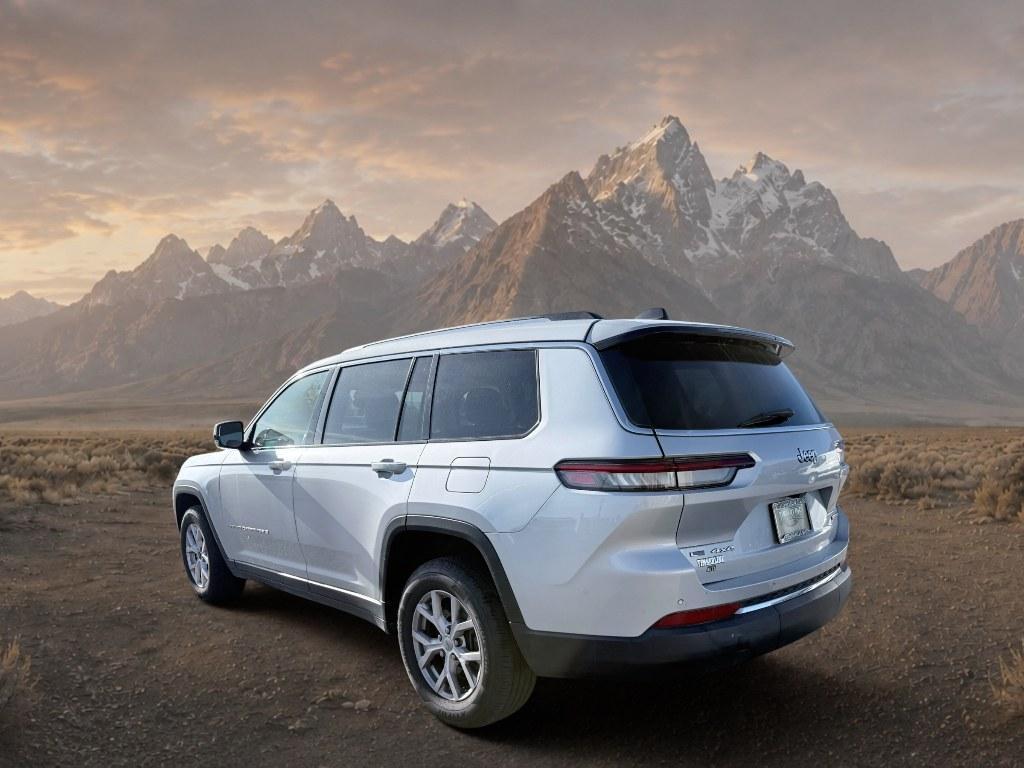 2021 Silver Zynith /Wicker Beige/Global Black Jeep Grand Cherokee L Limited (1C4RJKBG6M8) with an V6, 3.6L engine, 8-speed automatic transmission, located at 1175 N Woodruff Ave, Idaho Falls, ID, 83401, 43.506901, -111.999657 - <b>Vehicle Details</b><br>Take on every drive with confidence in this 2021 Jeep Grand Cherokee L Limited 4WD, now available in Idaho Falls, ID. Powered by a V6, 3.6L gasoline engine, this three-row SUV delivers the strength, refinement, and versatility drivers want for daily commuting, family travel- Photo#2