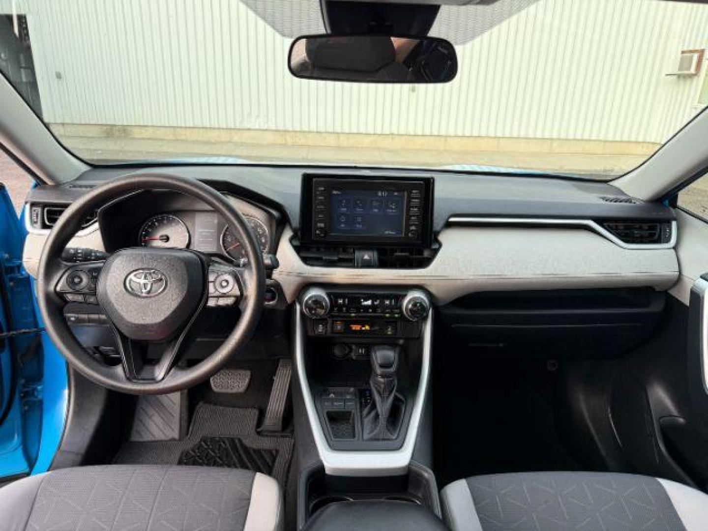 2019 BLUE /Black Toyota RAV4 XLE (2T3W1RFV0KW) with an Dynamic Force 2.5L I-4 port/direct injection engine, AUTOMATIC transmission, located at 1235 N Woodruff Ave., Idaho Falls, 83401, (208) 523-1053, 43.507172, -112.000488 - At Timberline Auto, finding a great deal on your next vehicle is always easy! Our experienced sales staff's goal is to help find you the right vehicle at the right price! Our knowledgeable finance department has options for almost any credit score. We offer extended service contract options to prote - Photo#51