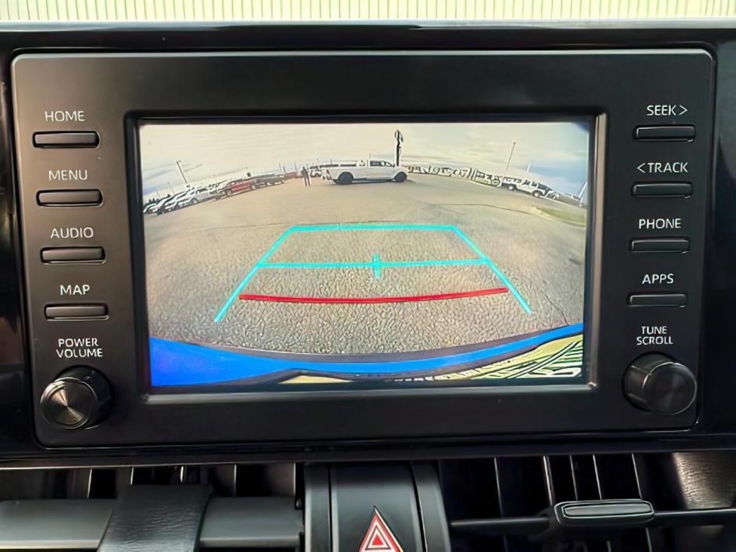 2019 BLUE /Black Toyota RAV4 XLE (2T3W1RFV0KW) with an Dynamic Force 2.5L I-4 port/direct injection engine, AUTOMATIC transmission, located at 1235 N Woodruff Ave., Idaho Falls, 83401, (208) 523-1053, 43.507172, -112.000488 - At Timberline Auto, finding a great deal on your next vehicle is always easy! Our experienced sales staff's goal is to help find you the right vehicle at the right price! Our knowledgeable finance department has options for almost any credit score. We offer extended service contract options to prote - Photo#17