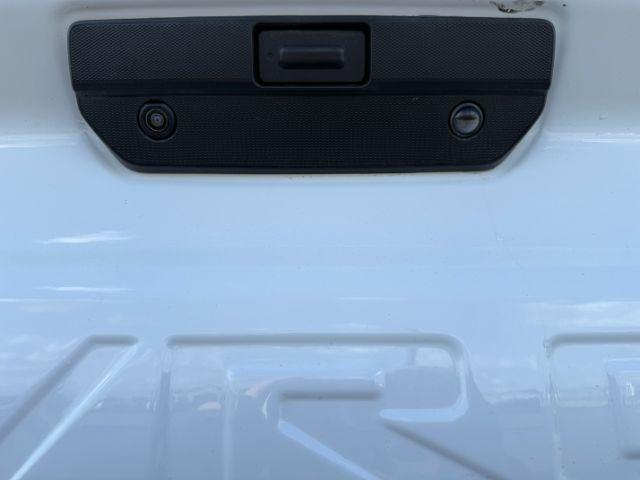 2021 WHITE /Jet Black Chevrolet Silverado 1500 4WD Crew Cab Short Bed Custom Trail Boss (3GCPYCEF3MG) with an EcoTec3 5.3L V-8 gasoline direct injection engine, AUTOMATIC transmission, located at 1235 N Woodruff Ave., Idaho Falls, 83401, (208) 523-1053, 43.507172, -112.000488 - At Timberline Auto, finding a great deal on your next vehicle is always easy! Our experienced sales staff's goal is to help find you the right vehicle at the right price! Our knowledgeable finance department has options for almost any credit score. We offer extended service contract options to prote- Photo#28