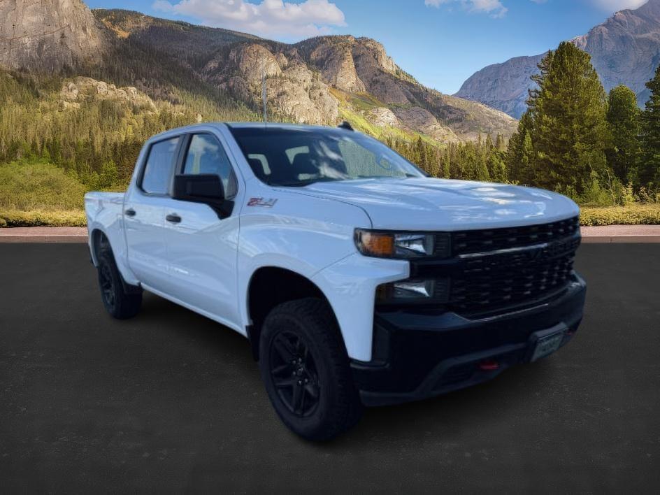2021 WHITE /Jet Black Chevrolet Silverado 1500 4WD Crew Cab Short Bed Custom Trail Boss (3GCPYCEF3MG) with an EcoTec3 5.3L V-8 gasoline direct injection engine, AUTOMATIC transmission, located at 1235 N Woodruff Ave., Idaho Falls, 83401, (208) 523-1053, 43.507172, -112.000488 - At Timberline Auto, finding a great deal on your next vehicle is always easy! Our experienced sales staff's goal is to help find you the right vehicle at the right price! Our knowledgeable finance department has options for almost any credit score. We offer extended service contract options to prote- Photo#8