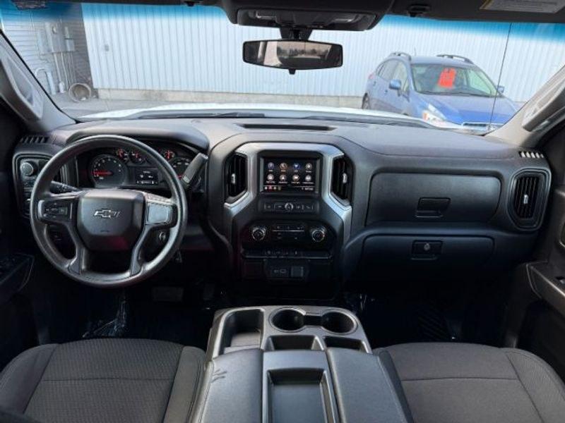 2021 Summit White /Jet Black Chevrolet Silverado Custom Trail Boss (3GCPYCEF3MG) with an V8, 5.3L engine, 6-speed automatic transmission, located at 1175 N Woodruff Ave, Idaho Falls, ID, 83401, 43.506901, -111.999657 - <b>Vehicle Details</b><br>Built for hard work, weekend adventures, and everything in between, this pre-owned 2021 Chevrolet Silverado 1500 Trail Boss Custom delivers the bold capability truck shoppers want. Equipped with 4WD and a powerful V8, 5.3L Gasoline engine, this Chevrolet Silverado is ready- Photo#21