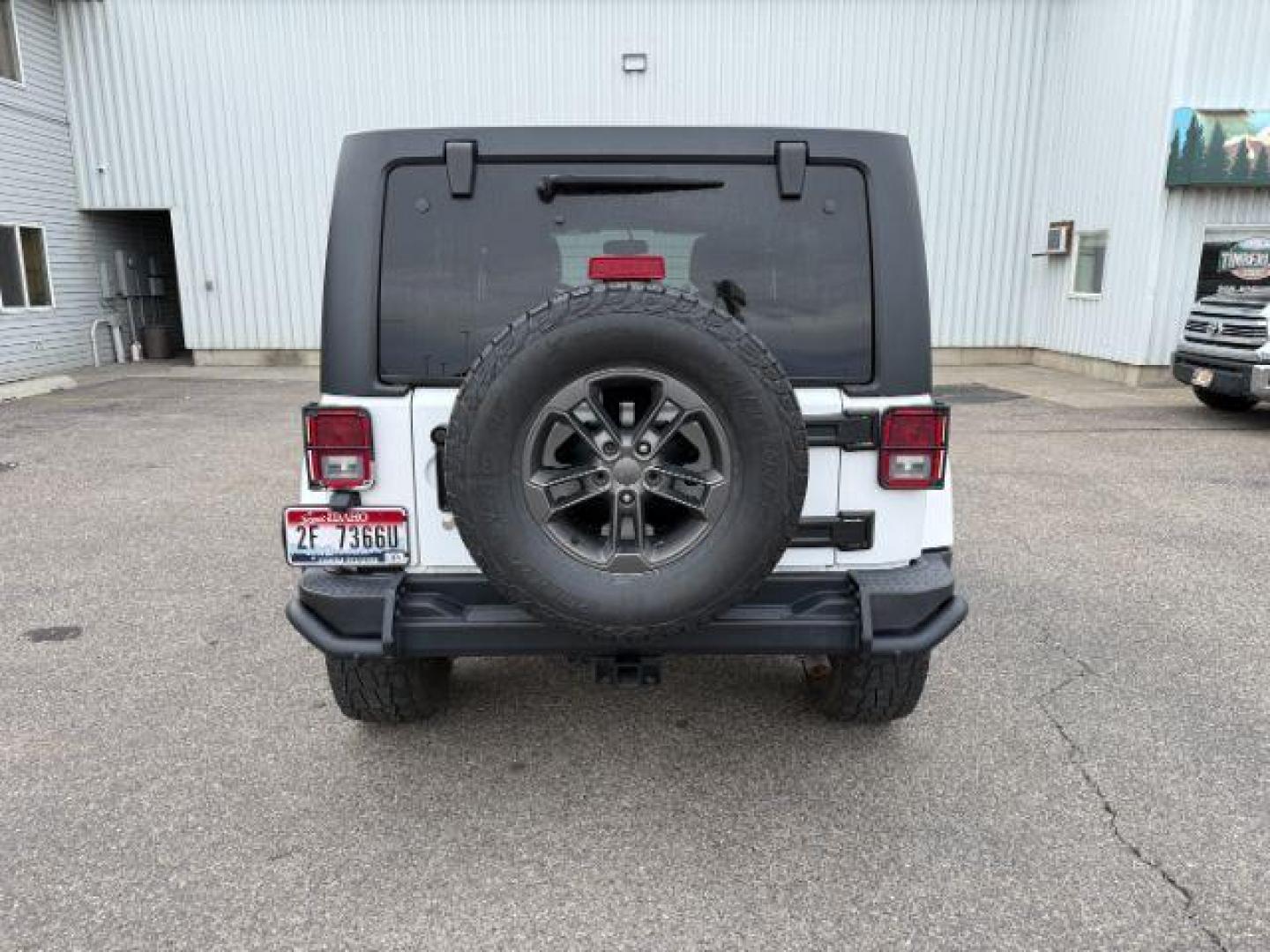 2018 WHITE /Black Jeep Wrangler JK Unlimited Freedom Edition 4x4 (1C4BJWDG3JL) with an Pentastar 3.6L V-6 DOHC engine, AUTOMATIC transmission, located at 1235 N Woodruff Ave., Idaho Falls, 83401, (208) 523-1053, 43.507172, -112.000488 - At Timberline Auto, finding a great deal on your next vehicle is always easy! Our experienced sales staff's goal is to help find you the right vehicle at the right price! Our knowledgeable finance department has options for almost any credit score. We offer extended service contract options to prote - Photo#25