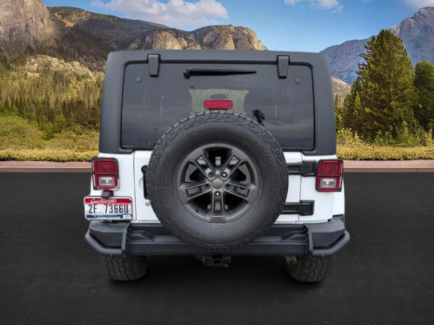 2018 WHITE /Black Jeep Wrangler JK Unlimited Freedom Edition 4x4 (1C4BJWDG3JL) with an Pentastar 3.6L V-6 DOHC engine, AUTOMATIC transmission, located at 1235 N Woodruff Ave., Idaho Falls, 83401, (208) 523-1053, 43.507172, -112.000488 - At Timberline Auto, finding a great deal on your next vehicle is always easy! Our experienced sales staff's goal is to help find you the right vehicle at the right price! Our knowledgeable finance department has options for almost any credit score. We offer extended service contract options to prote - Photo#3