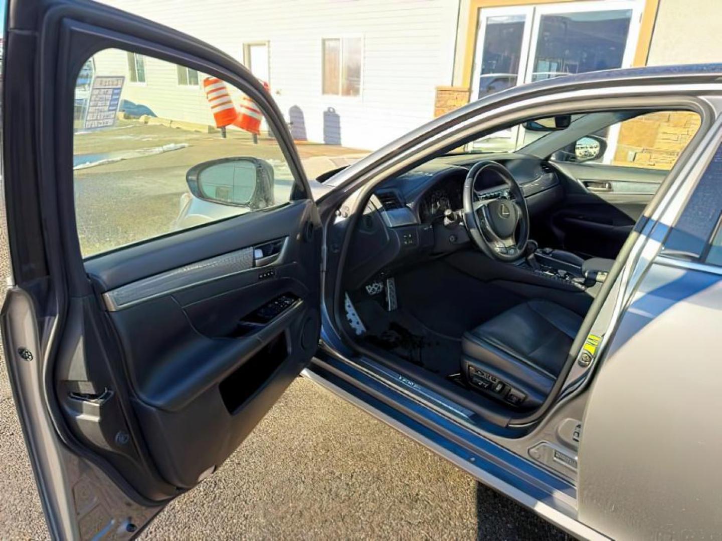 2015 GRAY /Black Lexus GS 350 (JTHCE1BL8FA) with an 35L V-6 portdirect injection engine, Automatic transmission, located at 1175 N Woodruff Ave, Idaho Falls, ID, 83401, 43.506901, -111.999657 - Photo#10