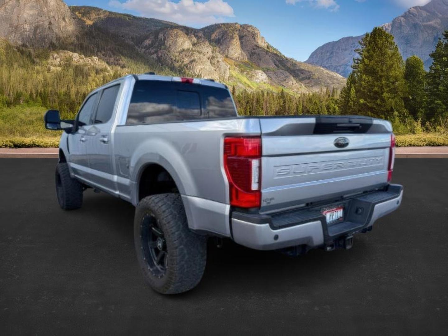 2020 SILVER /Black Ford F-250 (1FT8W2BT4LE) with an Powerstroke 67L V-8 diesel direct injection engine, Automatic transmission, located at 1175 N Woodruff Ave, Idaho Falls, ID, 83401, 43.506901, -111.999657 - At Timberline Auto, finding a great deal on your next vehicle is always easy! Our experienced sales staff's goal is to help find you the right vehicle at the right price! Our knowledgeable finance department has options for almost any credit score. We offer extended service contract options to prote - Photo#2