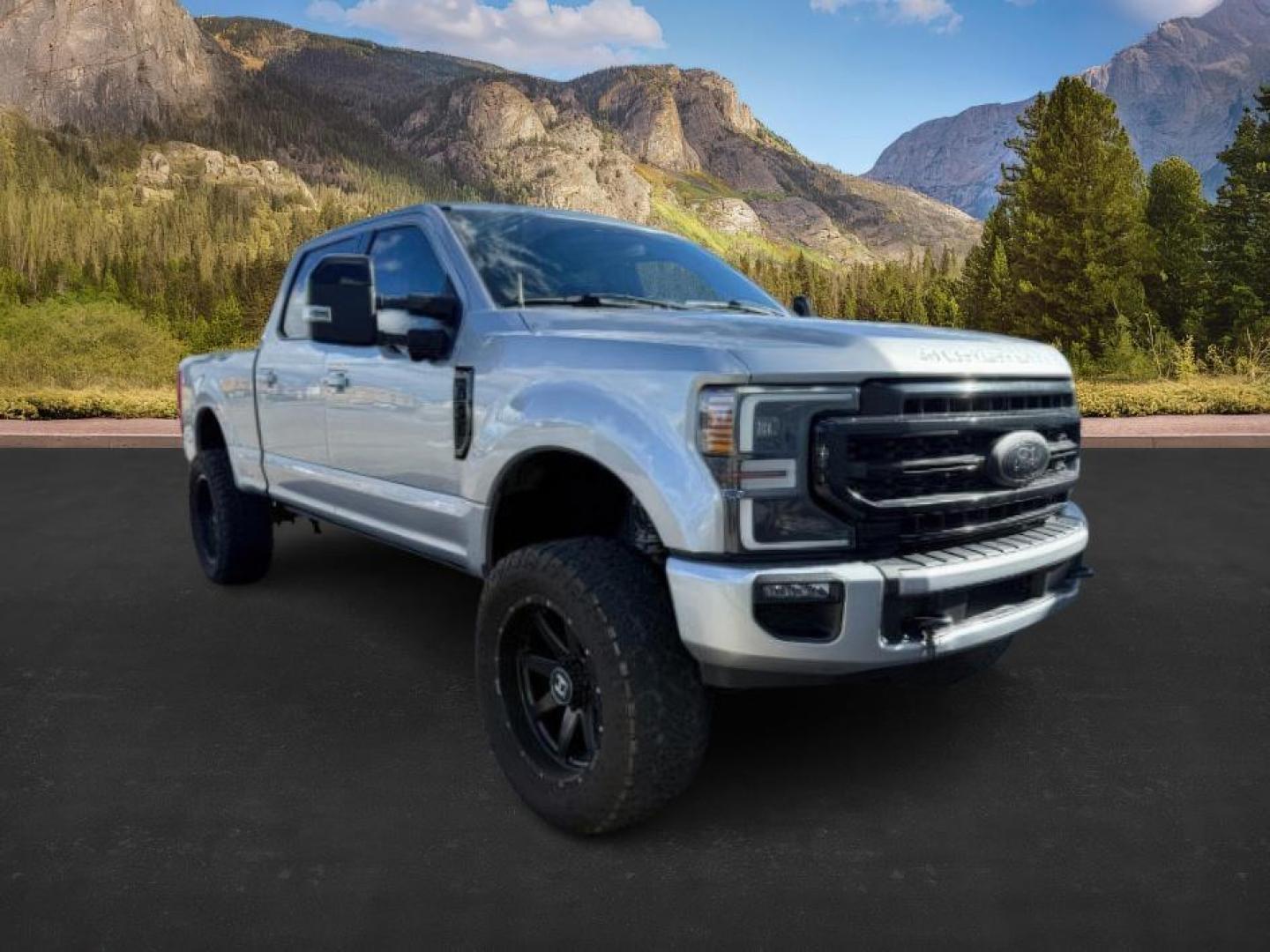 2020 SILVER /Black Ford F-250 (1FT8W2BT4LE) with an Powerstroke 67L V-8 diesel direct injection engine, Automatic transmission, located at 1175 N Woodruff Ave, Idaho Falls, ID, 83401, 43.506901, -111.999657 - At Timberline Auto, finding a great deal on your next vehicle is always easy! Our experienced sales staff's goal is to help find you the right vehicle at the right price! Our knowledgeable finance department has options for almost any credit score. We offer extended service contract options to prote - Photo#8