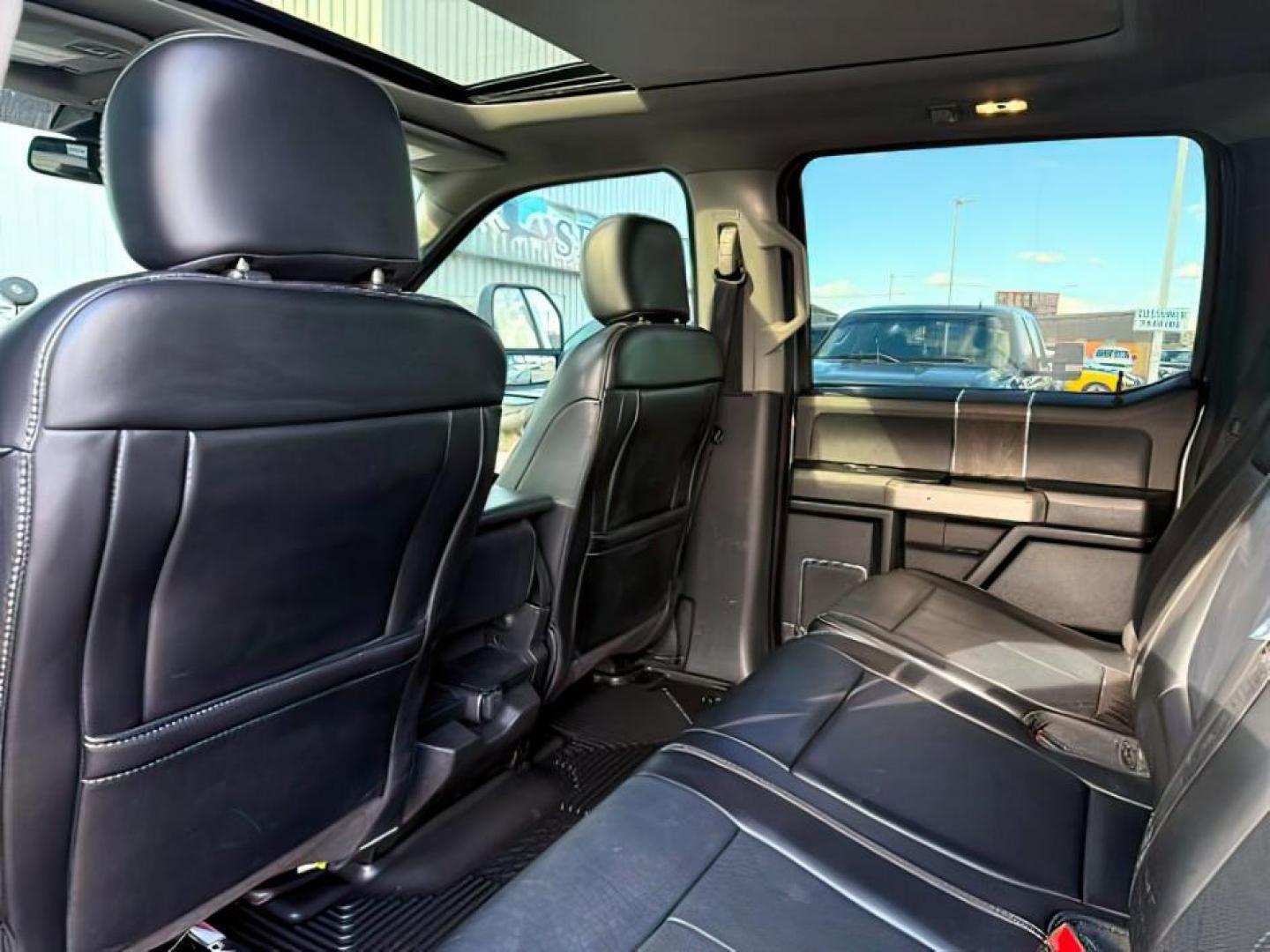 2020 SILVER /Black Ford F-250 (1FT8W2BT4LE) with an Powerstroke 67L V-8 diesel direct injection engine, Automatic transmission, located at 1175 N Woodruff Ave, Idaho Falls, ID, 83401, 43.506901, -111.999657 - At Timberline Auto, finding a great deal on your next vehicle is always easy! Our experienced sales staff's goal is to help find you the right vehicle at the right price! Our knowledgeable finance department has options for almost any credit score. We offer extended service contract options to prote - Photo#26