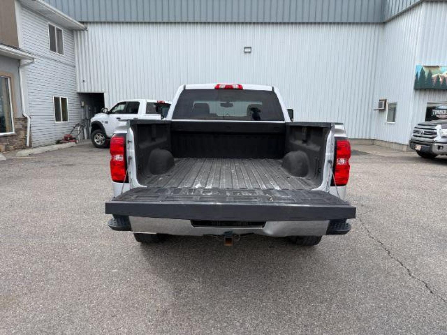 2017 SILVER /Jet Black Chevrolet Silverado 1500 (1GCVKNEC4HZ) with an 53 engine, Automatic transmission, located at 1175 N Woodruff Ave, Idaho Falls, ID, 83401, 43.506901, -111.999657 - At Timberline Auto, finding a great deal on your next vehicle is always easy! Our experienced sales staff's goal is to help find you the right vehicle at the right price! Our knowledgeable finance department has options for almost any credit score. We offer extended service contract options to prote - Photo#28