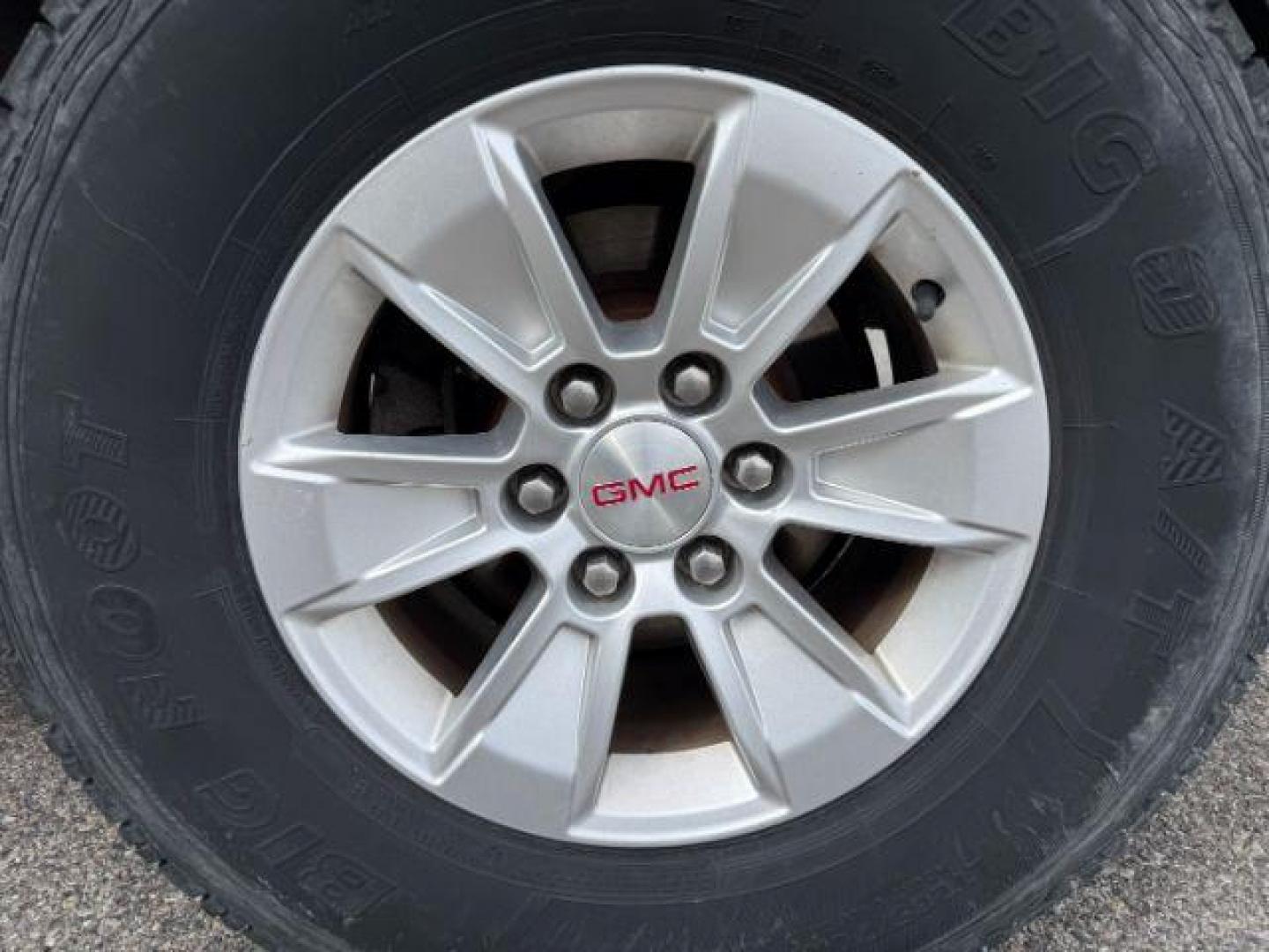 2017 SILVER /Jet Black Chevrolet Silverado 1500 (1GCVKNEC4HZ) with an 53 engine, Automatic transmission, located at 1175 N Woodruff Ave, Idaho Falls, ID, 83401, 43.506901, -111.999657 - At Timberline Auto, finding a great deal on your next vehicle is always easy! Our experienced sales staff's goal is to help find you the right vehicle at the right price! Our knowledgeable finance department has options for almost any credit score. We offer extended service contract options to prote - Photo#34