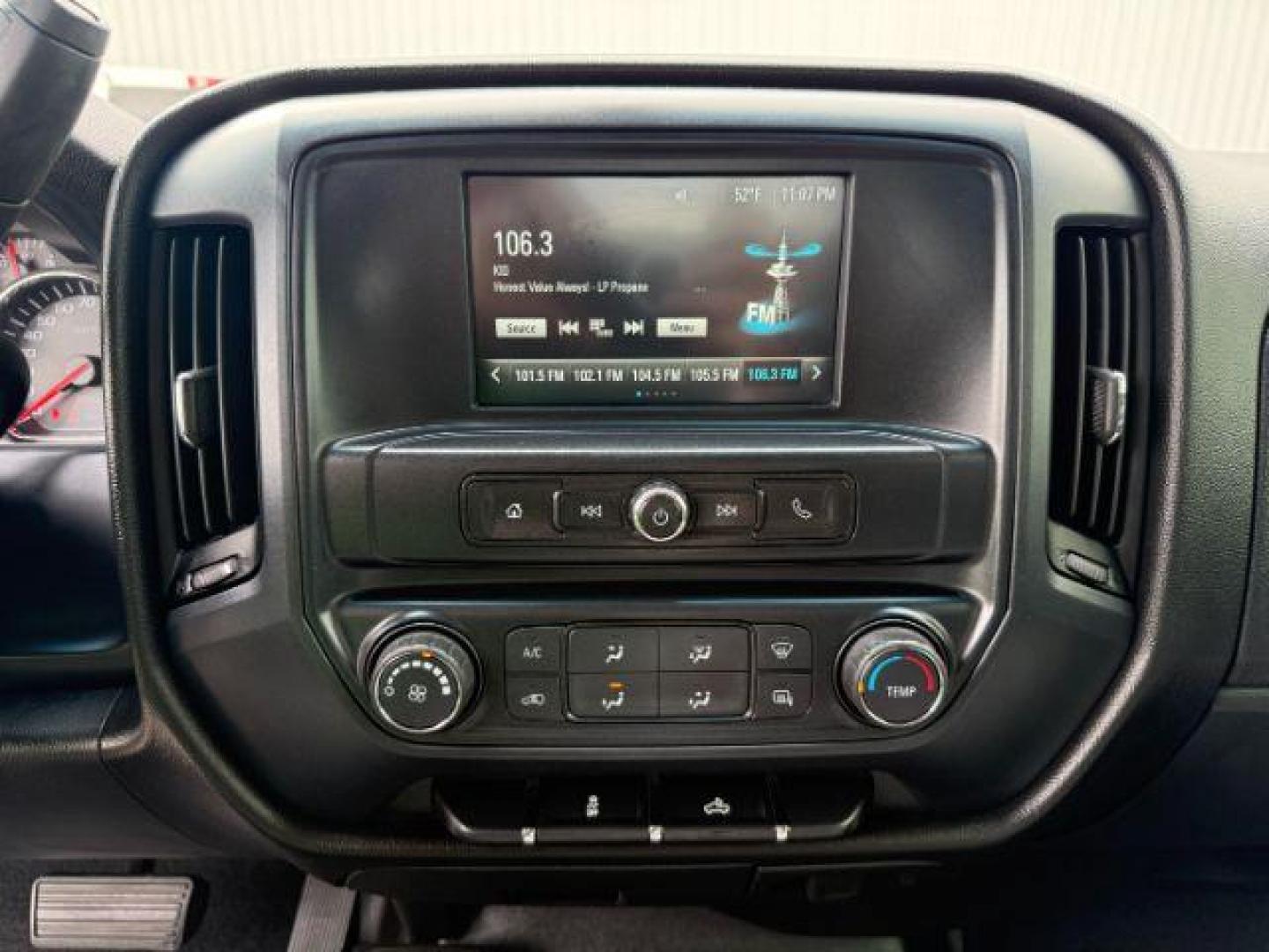 2017 SILVER /Jet Black Chevrolet Silverado 1500 (1GCVKNEC4HZ) with an 53 engine, Automatic transmission, located at 1175 N Woodruff Ave, Idaho Falls, ID, 83401, 43.506901, -111.999657 - At Timberline Auto, finding a great deal on your next vehicle is always easy! Our experienced sales staff's goal is to help find you the right vehicle at the right price! Our knowledgeable finance department has options for almost any credit score. We offer extended service contract options to prote - Photo#39