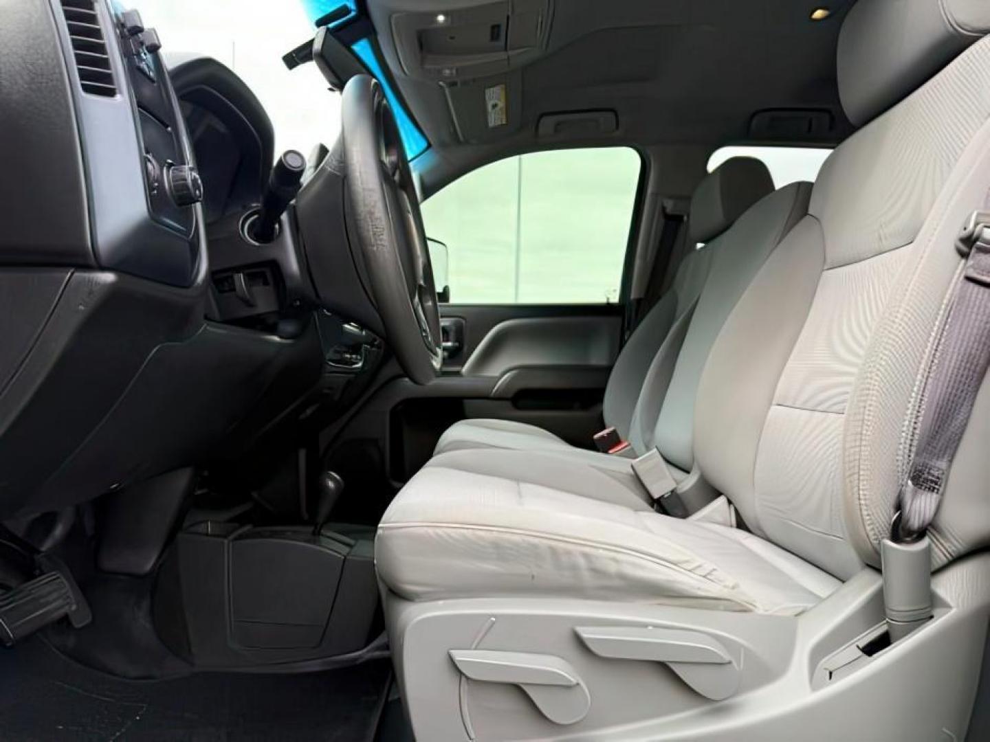 2017 SILVER /Jet Black Chevrolet Silverado 1500 (1GCVKNEC4HZ) with an 53 engine, Automatic transmission, located at 1175 N Woodruff Ave, Idaho Falls, ID, 83401, 43.506901, -111.999657 - At Timberline Auto, finding a great deal on your next vehicle is always easy! Our experienced sales staff's goal is to help find you the right vehicle at the right price! Our knowledgeable finance department has options for almost any credit score. We offer extended service contract options to prote - Photo#13