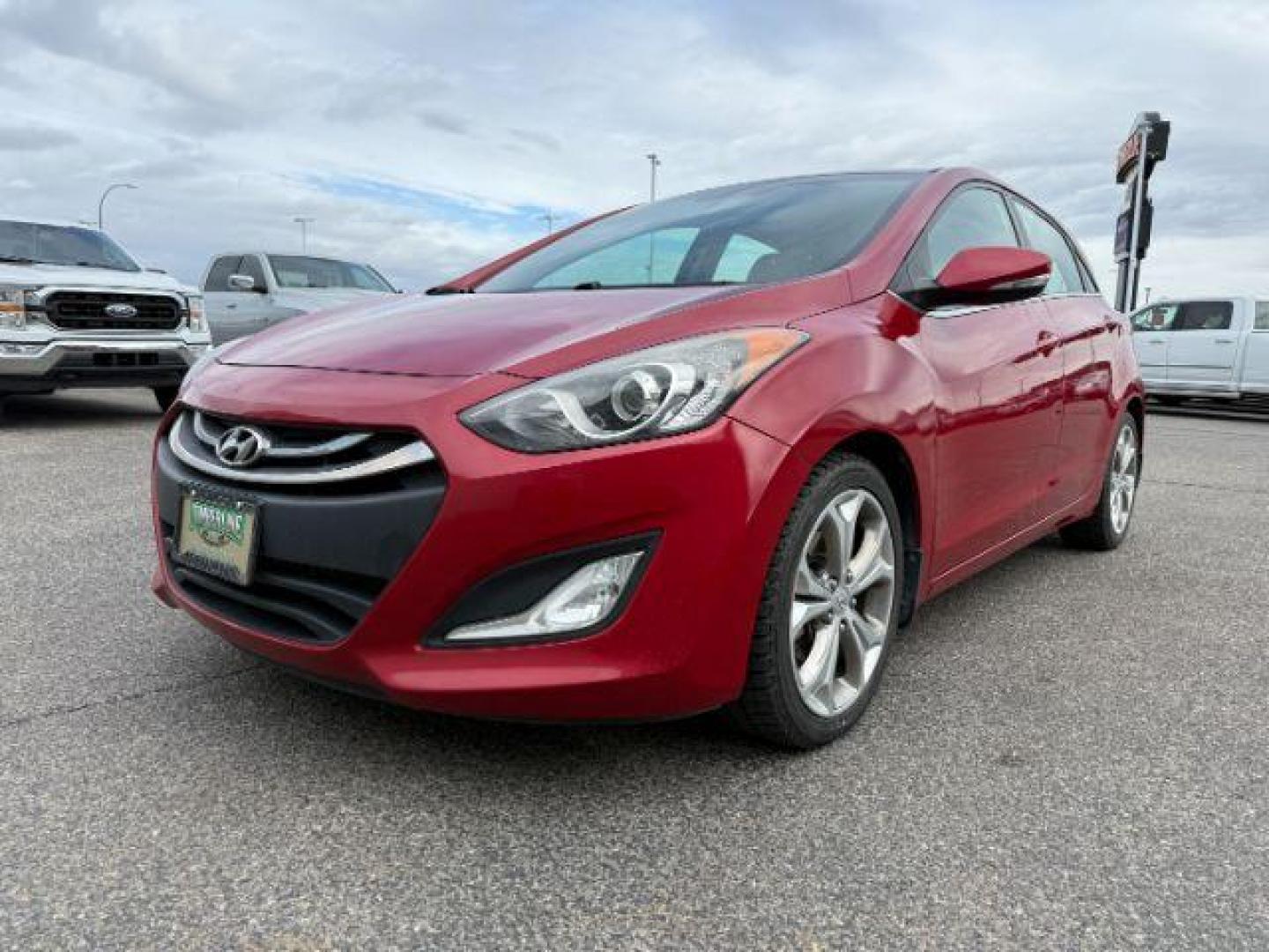 2015 RED /CLOTH Hyundai Elantra GT (KMHD35LH1FU) with an 20 engine, Automatic transmission, located at 1175 N Woodruff Ave, Idaho Falls, ID, 83401, 43.506901, -111.999657 - At Timberline Auto, finding a great deal on your next vehicle is always easy! Our experienced sales staff's goal is to help find you the right vehicle at the right price! Our knowledgeable finance department has options for almost any credit score. We offer extended service contract options to prote - Photo#21