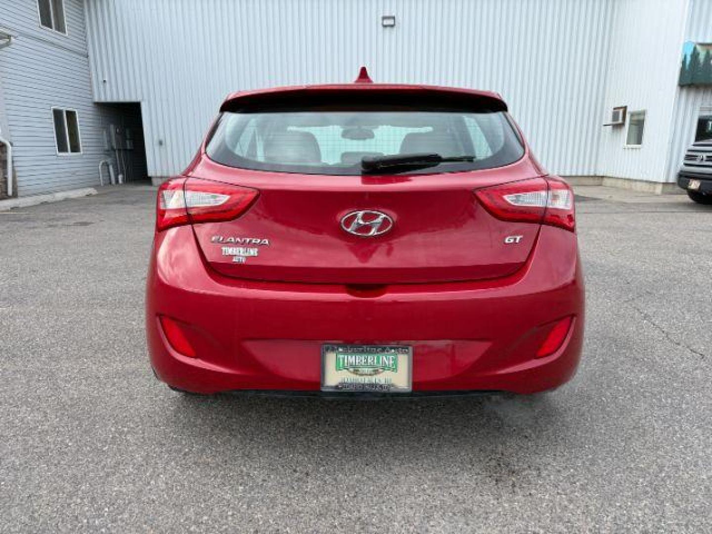 2015 RED /CLOTH Hyundai Elantra GT (KMHD35LH1FU) with an 20 engine, Automatic transmission, located at 1175 N Woodruff Ave, Idaho Falls, ID, 83401, 43.506901, -111.999657 - At Timberline Auto, finding a great deal on your next vehicle is always easy! Our experienced sales staff's goal is to help find you the right vehicle at the right price! Our knowledgeable finance department has options for almost any credit score. We offer extended service contract options to prote - Photo#24