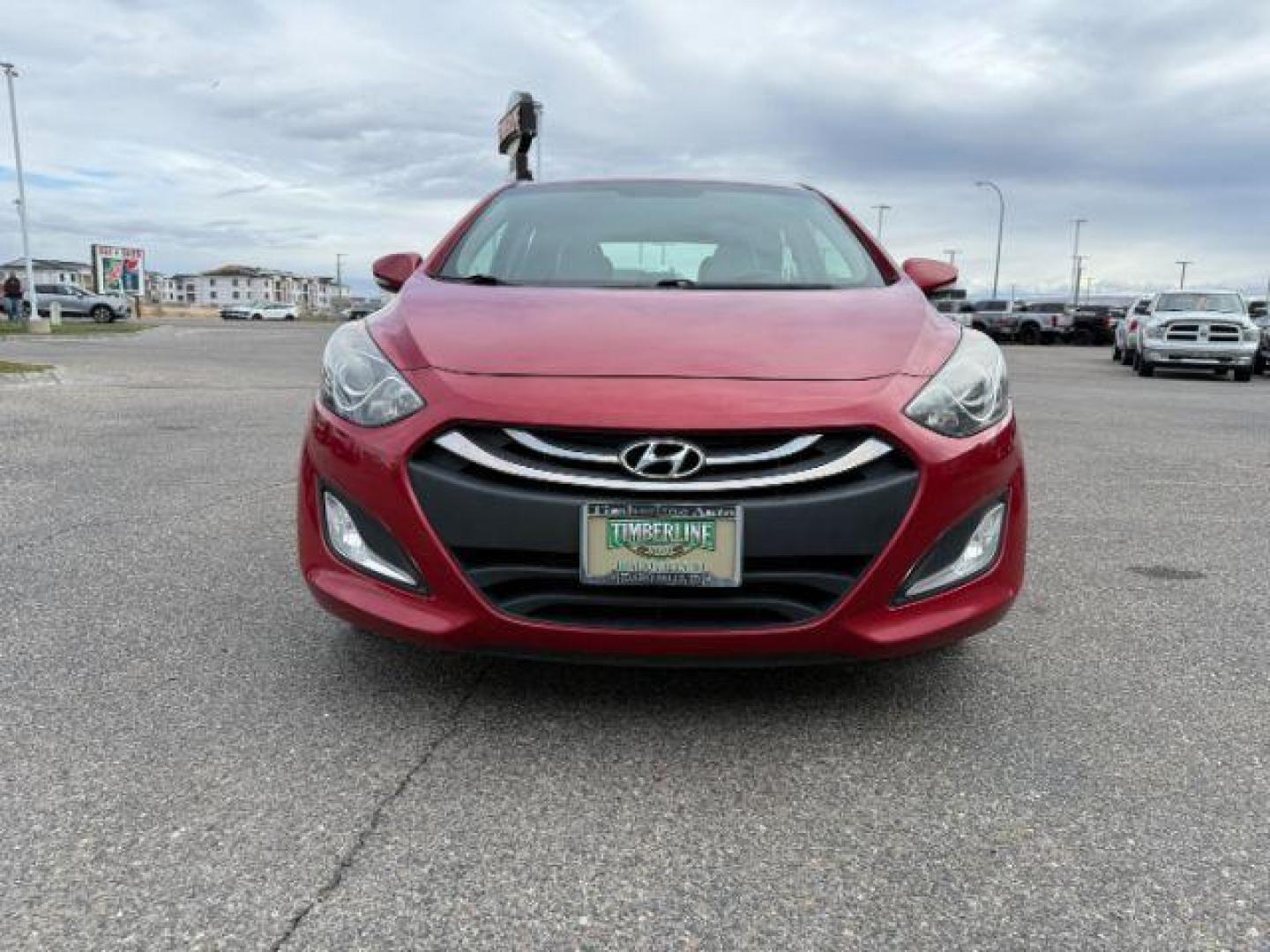 2015 RED /CLOTH Hyundai Elantra GT (KMHD35LH1FU) with an 20 engine, Automatic transmission, located at 1175 N Woodruff Ave, Idaho Falls, ID, 83401, 43.506901, -111.999657 - At Timberline Auto, finding a great deal on your next vehicle is always easy! Our experienced sales staff's goal is to help find you the right vehicle at the right price! Our knowledgeable finance department has options for almost any credit score. We offer extended service contract options to prote - Photo#29