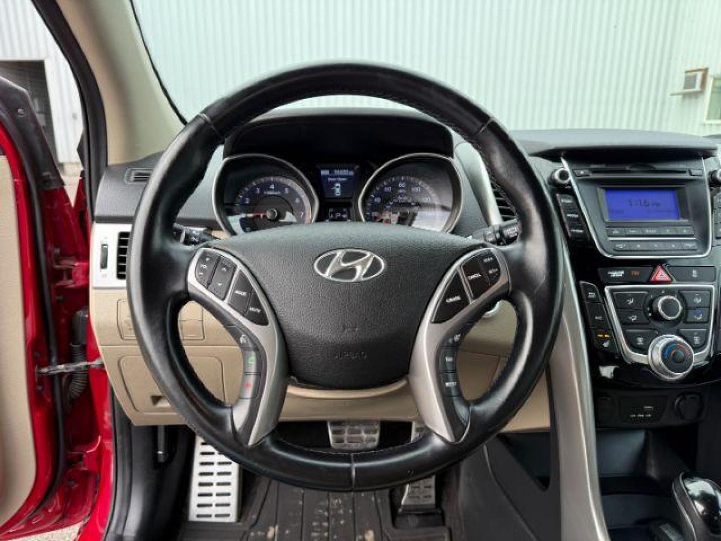 2015 RED /CLOTH Hyundai Elantra GT (KMHD35LH1FU) with an 20 engine, Automatic transmission, located at 1175 N Woodruff Ave, Idaho Falls, ID, 83401, 43.506901, -111.999657 - At Timberline Auto, finding a great deal on your next vehicle is always easy! Our experienced sales staff's goal is to help find you the right vehicle at the right price! Our knowledgeable finance department has options for almost any credit score. We offer extended service contract options to prote - Photo#34