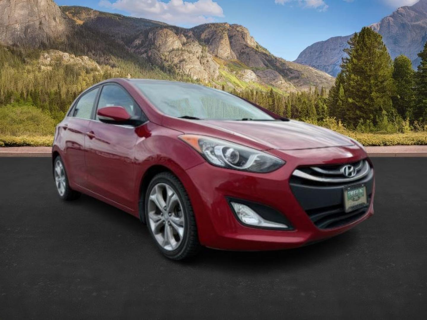 2015 RED /CLOTH Hyundai Elantra GT (KMHD35LH1FU) with an 20 engine, Automatic transmission, located at 1175 N Woodruff Ave, Idaho Falls, ID, 83401, 43.506901, -111.999657 - At Timberline Auto, finding a great deal on your next vehicle is always easy! Our experienced sales staff's goal is to help find you the right vehicle at the right price! Our knowledgeable finance department has options for almost any credit score. We offer extended service contract options to prote - Photo#7