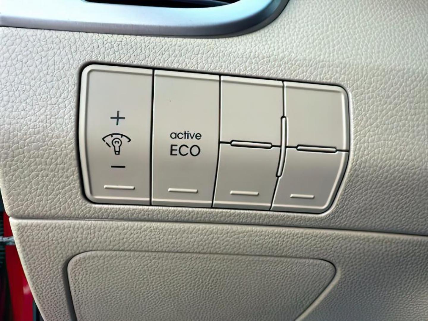 2015 RED /CLOTH Hyundai Elantra GT (KMHD35LH1FU) with an 20 engine, Automatic transmission, located at 1175 N Woodruff Ave, Idaho Falls, ID, 83401, 43.506901, -111.999657 - At Timberline Auto, finding a great deal on your next vehicle is always easy! Our experienced sales staff's goal is to help find you the right vehicle at the right price! Our knowledgeable finance department has options for almost any credit score. We offer extended service contract options to prote - Photo#16