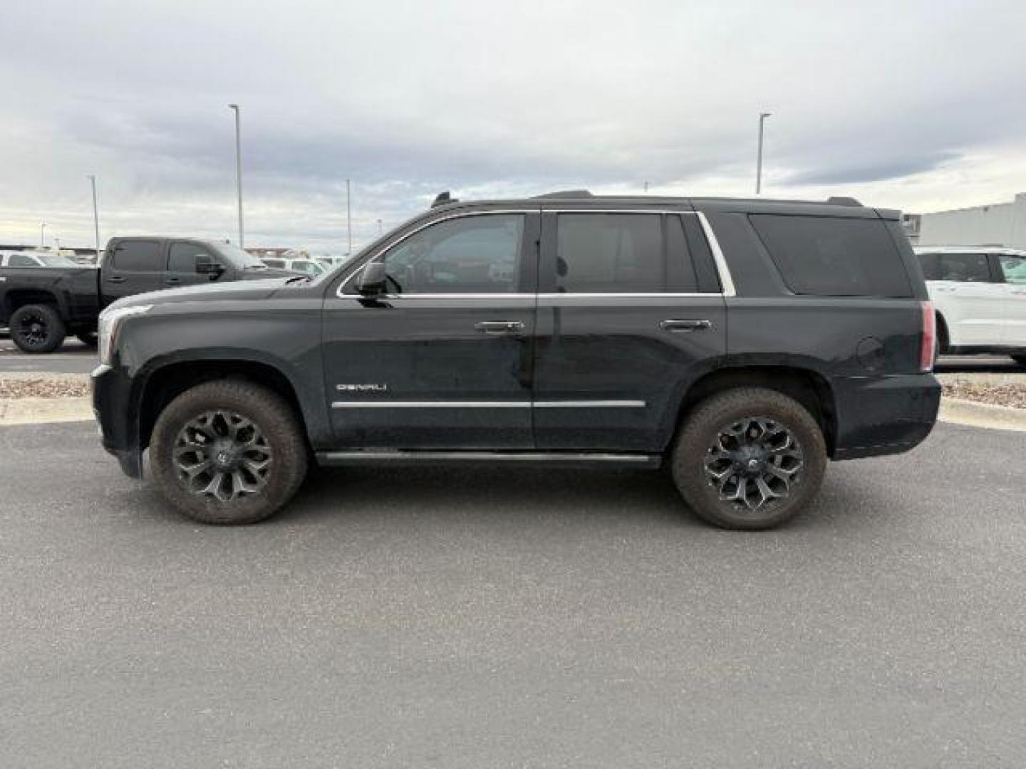 2015 BLACK /LEATHER GMC Yukon (1GKS2CKJ8FR) with an 62 V8 engine, Automatic transmission, located at 1175 N Woodruff Ave, Idaho Falls, ID, 83401, 43.506901, -111.999657 - At Timberline Auto, finding a great deal on your next vehicle is always easy! Our experienced sales staff's goal is to help find you the right vehicle at the right price! Our knowledgeable finance department has options for almost any credit score. We offer extended service contract options to prote - Photo#1