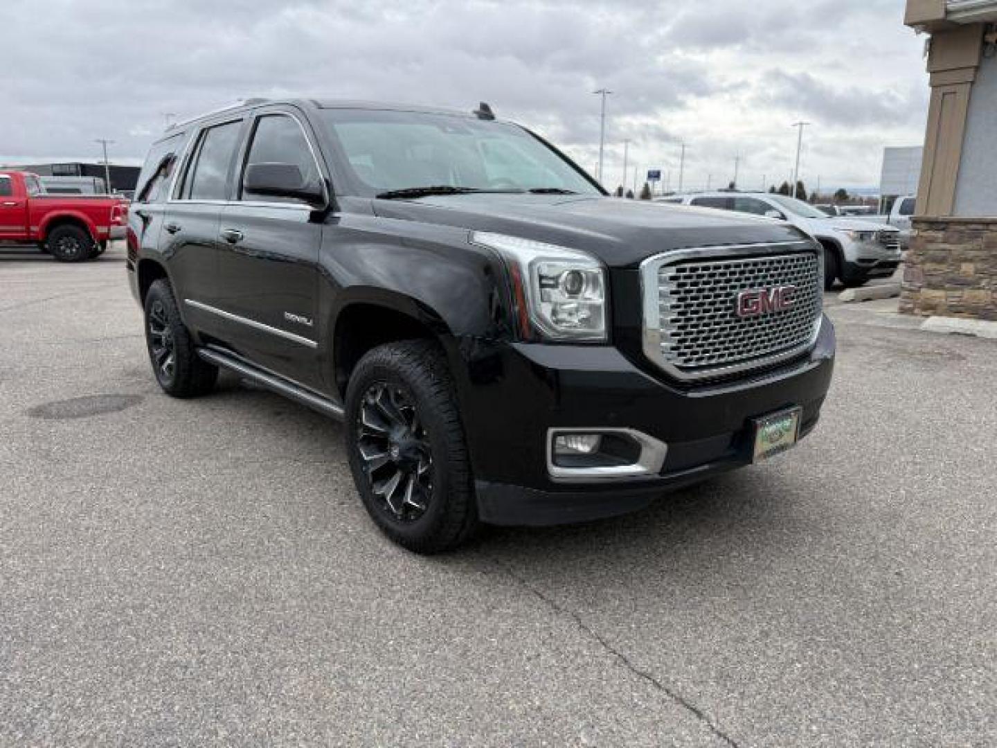 2015 BLACK /LEATHER GMC Yukon (1GKS2CKJ8FR) with an 62 V8 engine, Automatic transmission, located at 1175 N Woodruff Ave, Idaho Falls, ID, 83401, 43.506901, -111.999657 - At Timberline Auto, finding a great deal on your next vehicle is always easy! Our experienced sales staff's goal is to help find you the right vehicle at the right price! Our knowledgeable finance department has options for almost any credit score. We offer extended service contract options to prote - Photo#39