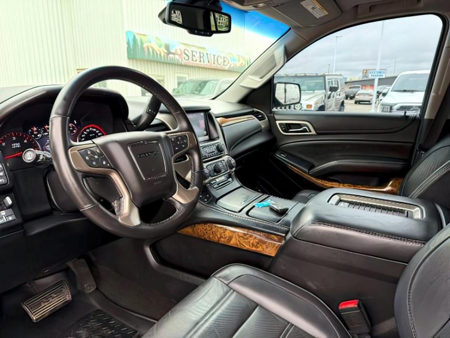 2015 BLACK /LEATHER GMC Yukon (1GKS2CKJ8FR) with an 62 V8 engine, Automatic transmission, located at 1175 N Woodruff Ave, Idaho Falls, ID, 83401, 43.506901, -111.999657 - At Timberline Auto, finding a great deal on your next vehicle is always easy! Our experienced sales staff's goal is to help find you the right vehicle at the right price! Our knowledgeable finance department has options for almost any credit score. We offer extended service contract options to prote - Photo#15