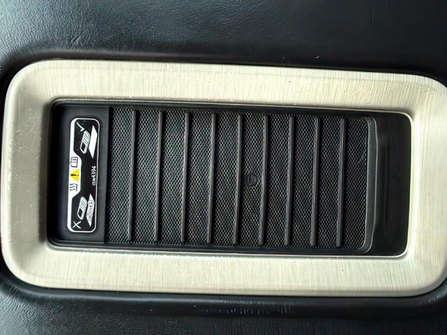 2015 BLACK /LEATHER GMC Yukon (1GKS2CKJ8FR) with an 62 V8 engine, Automatic transmission, located at 1175 N Woodruff Ave, Idaho Falls, ID, 83401, 43.506901, -111.999657 - At Timberline Auto, finding a great deal on your next vehicle is always easy! Our experienced sales staff's goal is to help find you the right vehicle at the right price! Our knowledgeable finance department has options for almost any credit score. We offer extended service contract options to prote - Photo#20