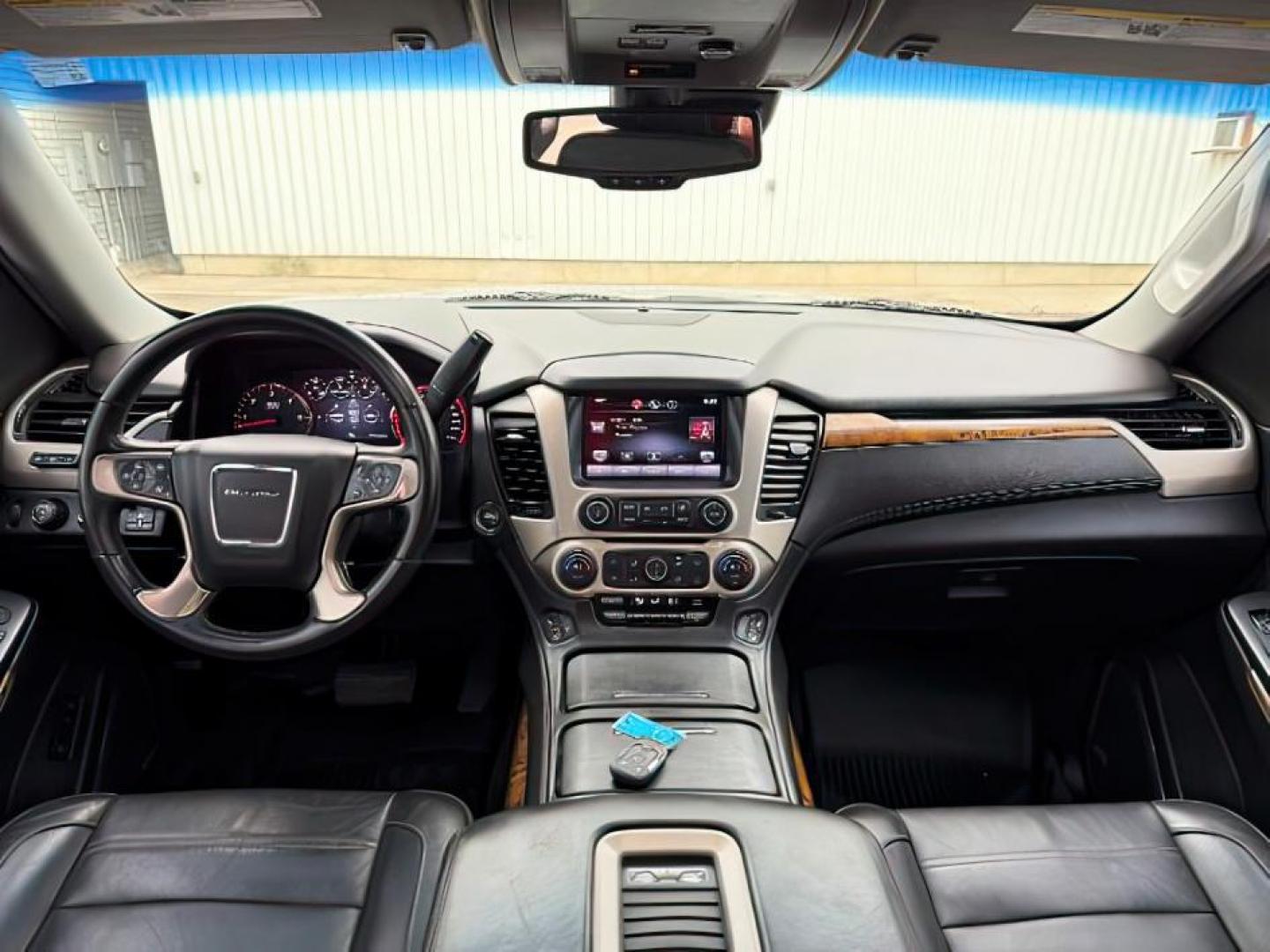 2015 BLACK /LEATHER GMC Yukon (1GKS2CKJ8FR) with an 62 V8 engine, Automatic transmission, located at 1175 N Woodruff Ave, Idaho Falls, ID, 83401, 43.506901, -111.999657 - At Timberline Auto, finding a great deal on your next vehicle is always easy! Our experienced sales staff's goal is to help find you the right vehicle at the right price! Our knowledgeable finance department has options for almost any credit score. We offer extended service contract options to prote - Photo#25