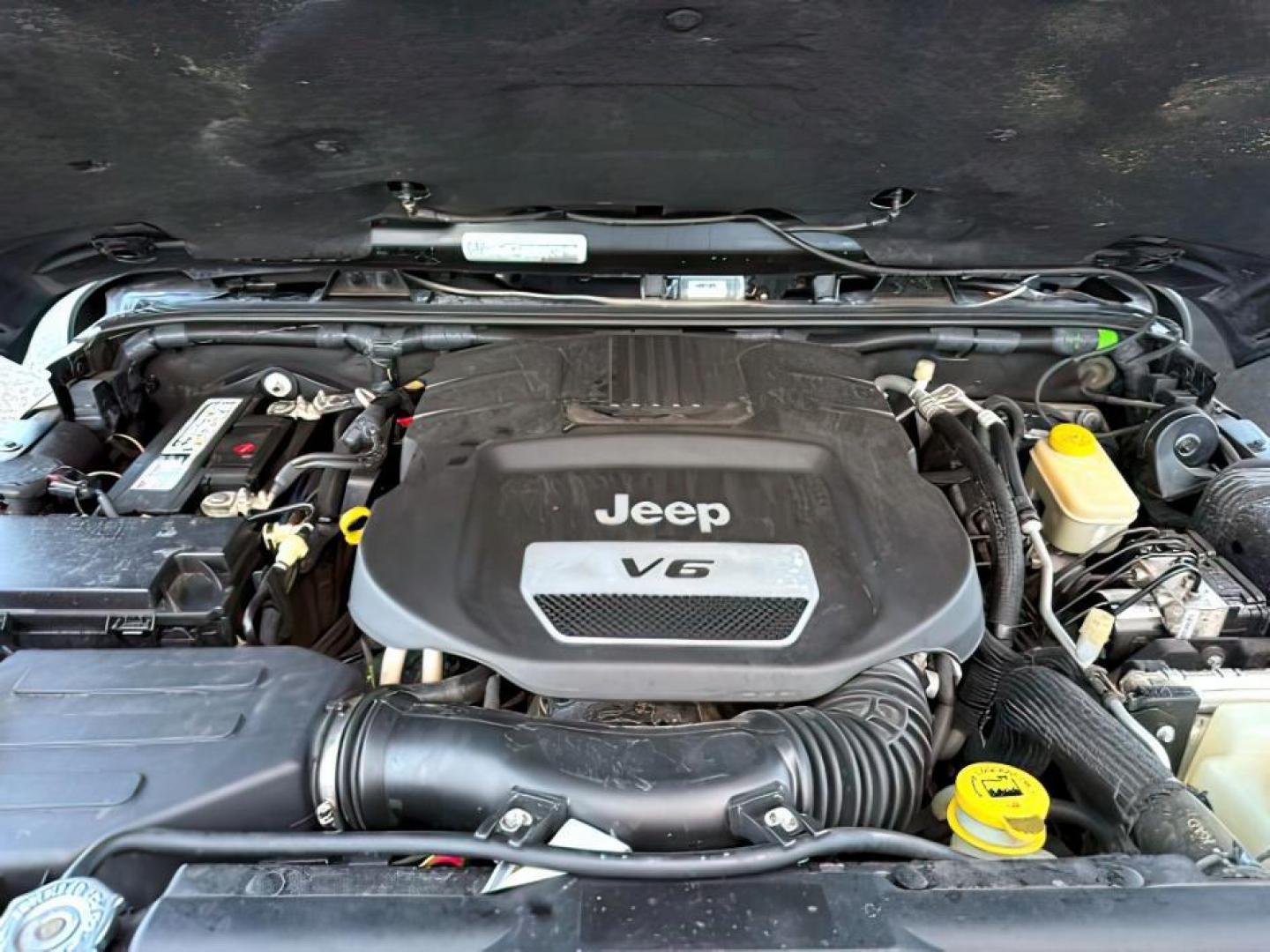 2016 Black Clearcoat /Black Jeep Wrangler Unlimited (1C4BJWFG8GL) with an Pentastar 36L V-6 DOHC engine, Automatic transmission, located at 1175 N Woodruff Ave, Idaho Falls, ID, 83401, 43.506901, -111.999657 - At Timberline Auto, finding a great deal on your next vehicle is always easy! Our experienced sales staff's goal is to help find you the right vehicle at the right price! Our knowledgeable finance department has options for almost any credit score. We offer extended service contract options to prote - Photo#21