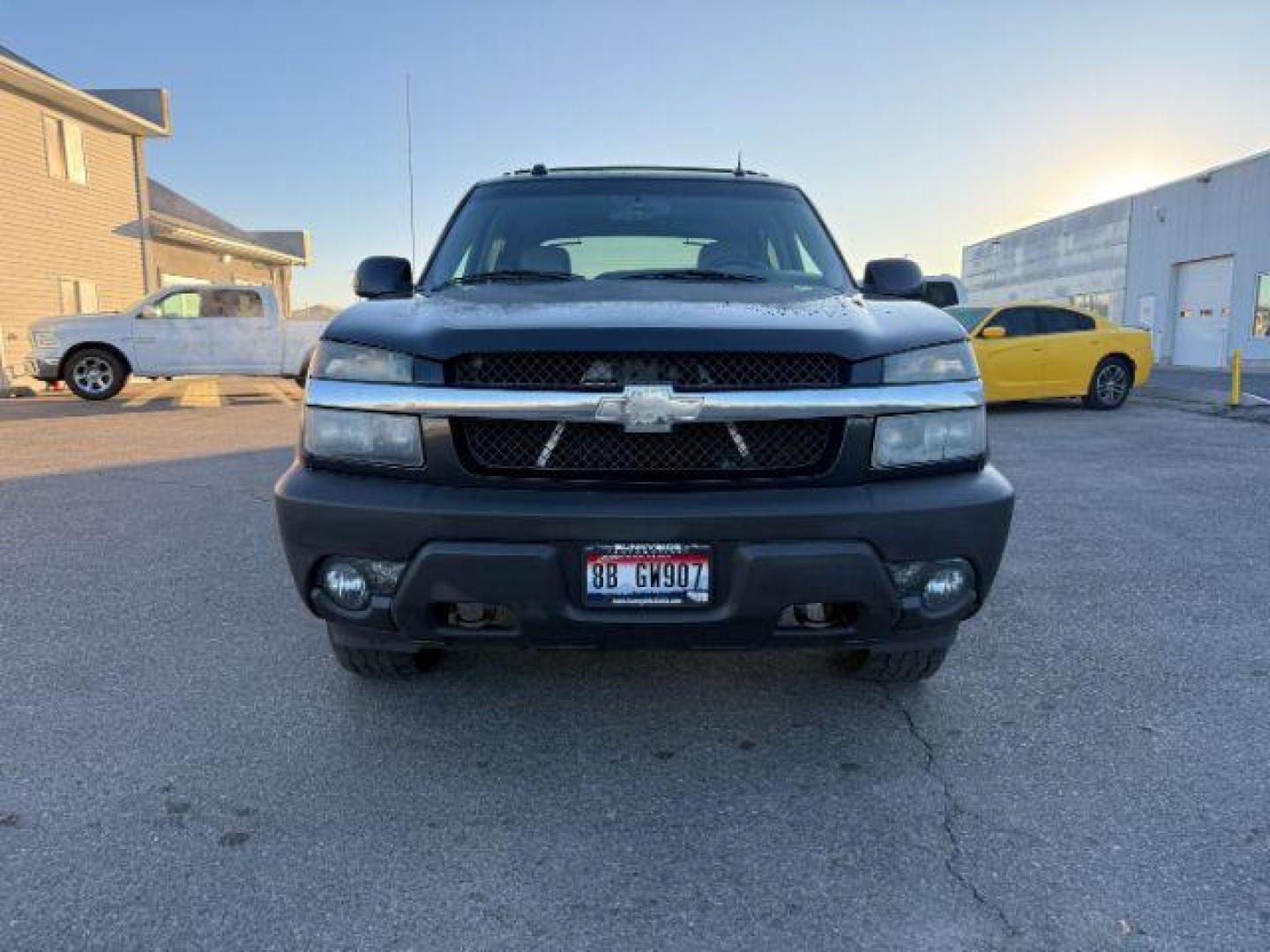 2005 BLACK /Gray/Dark Charcoal Chevrolet Avalanche 1500 (3GNEK12Z15G) with an 53 engine, Automatic transmission, located at 1175 N Woodruff Ave, Idaho Falls, ID, 83401, 43.506901, -111.999657 - At Timberline Auto, finding a great deal on your next vehicle is always easy! Our experienced sales staff's goal is to help find you the right vehicle at the right price! Our knowledgeable finance department has options for almost any credit score. We offer extended service contract options to prote - Photo#30