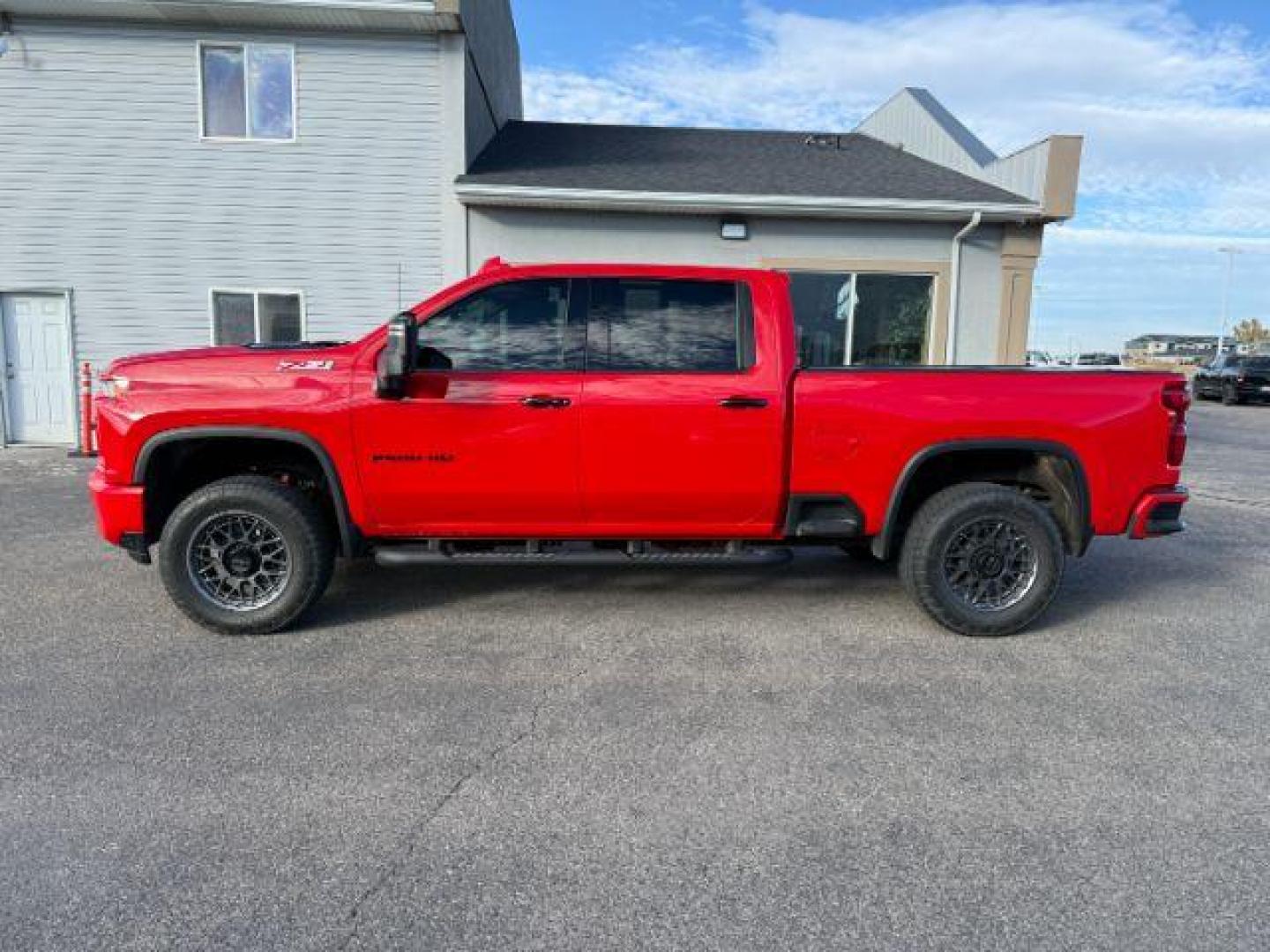 2021 RED /Jet Black Chevrolet Silverado 2500HD (1GC4YPEY8MF) with an Duramax 66L V-8 diesel direct injection engine, Automatic transmission, located at 1175 N Woodruff Ave, Idaho Falls, ID, 83401, 43.506901, -111.999657 - At Timberline Auto, finding a great deal on your next vehicle is always easy! Our experienced sales staff's goal is to help find you the right vehicle at the right price! Our knowledgeable finance department has options for almost any credit score. We offer extended service contract options to prote - Photo#26