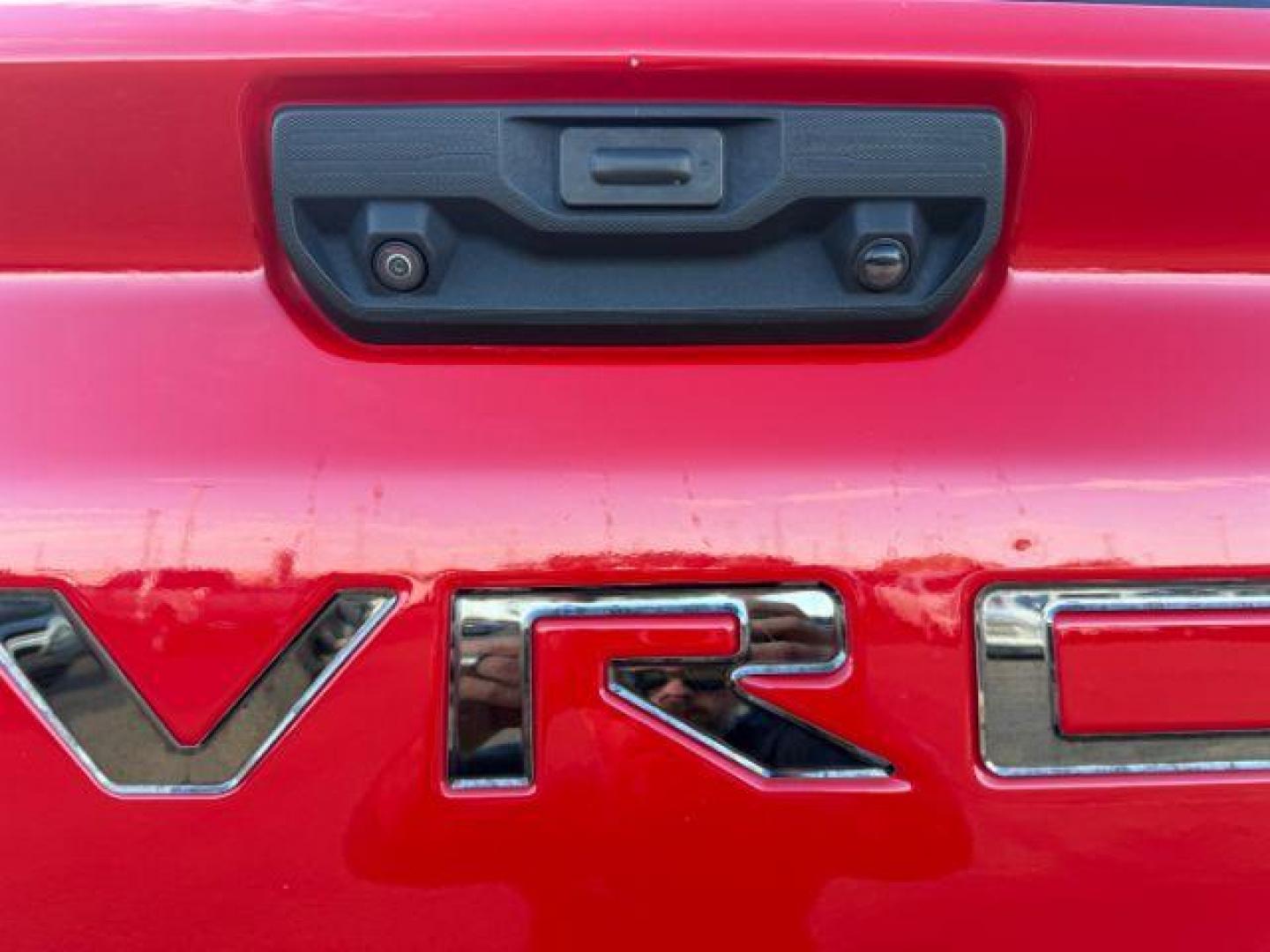 2021 RED /Jet Black Chevrolet Silverado 2500HD (1GC4YPEY8MF) with an Duramax 66L V-8 diesel direct injection engine, Automatic transmission, located at 1175 N Woodruff Ave, Idaho Falls, ID, 83401, 43.506901, -111.999657 - At Timberline Auto, finding a great deal on your next vehicle is always easy! Our experienced sales staff's goal is to help find you the right vehicle at the right price! Our knowledgeable finance department has options for almost any credit score. We offer extended service contract options to prote - Photo#29