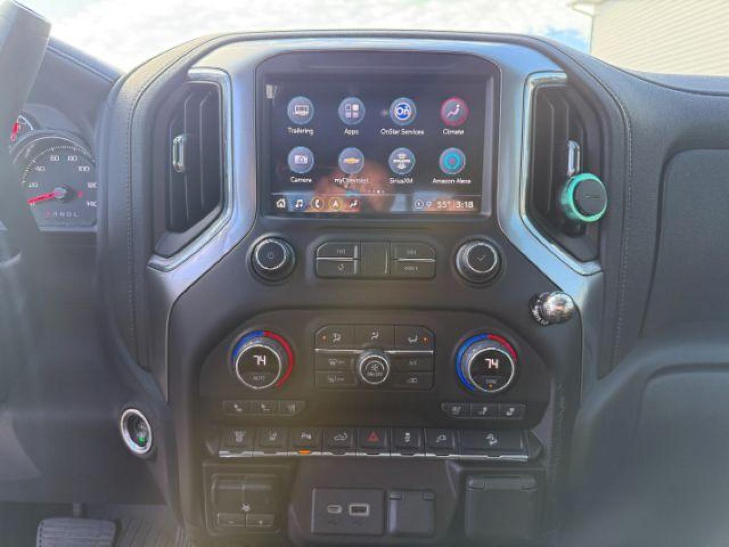 2021 RED /Jet Black Chevrolet Silverado 2500HD (1GC4YPEY8MF) with an Duramax 66L V-8 diesel direct injection engine, Automatic transmission, located at 1175 N Woodruff Ave, Idaho Falls, ID, 83401, 43.506901, -111.999657 - At Timberline Auto, finding a great deal on your next vehicle is always easy! Our experienced sales staff's goal is to help find you the right vehicle at the right price! Our knowledgeable finance department has options for almost any credit score. We offer extended service contract options to prote - Photo#40