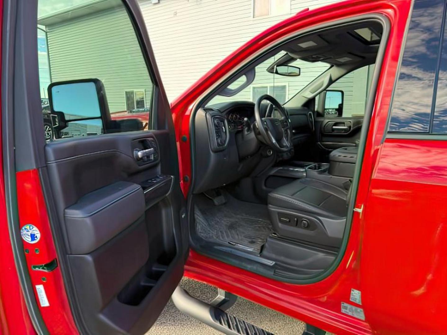 2021 RED /Jet Black Chevrolet Silverado 2500HD (1GC4YPEY8MF) with an Duramax 66L V-8 diesel direct injection engine, Automatic transmission, located at 1175 N Woodruff Ave, Idaho Falls, ID, 83401, 43.506901, -111.999657 - At Timberline Auto, finding a great deal on your next vehicle is always easy! Our experienced sales staff's goal is to help find you the right vehicle at the right price! Our knowledgeable finance department has options for almost any credit score. We offer extended service contract options to prote - Photo#11