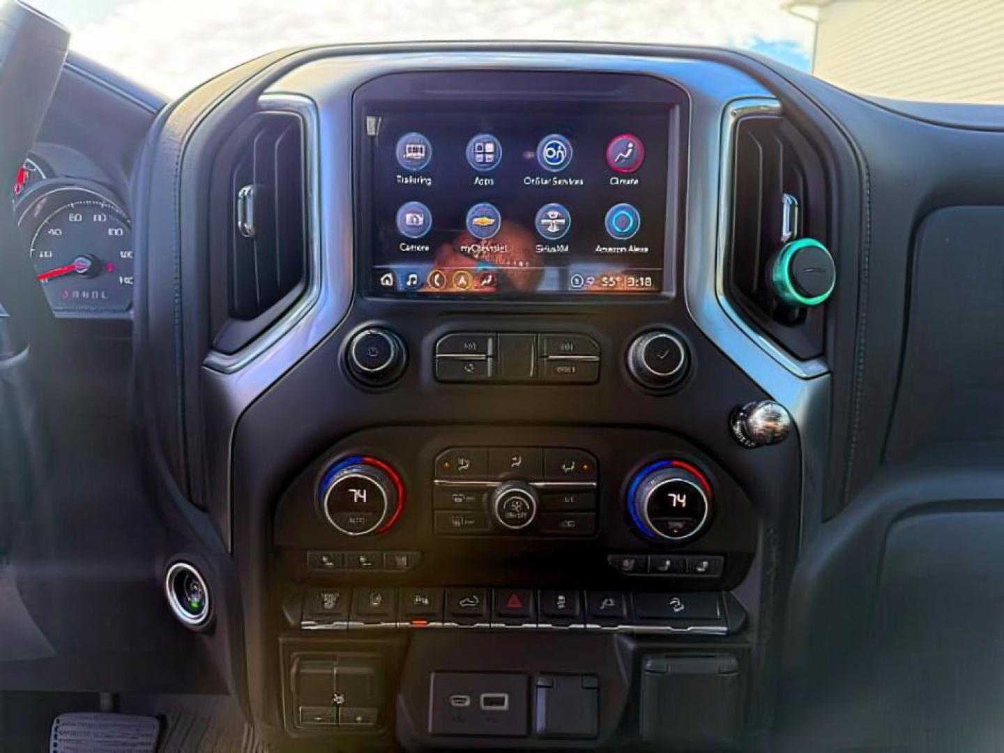 2021 RED /Jet Black Chevrolet Silverado 2500HD (1GC4YPEY8MF) with an Duramax 66L V-8 diesel direct injection engine, Automatic transmission, located at 1175 N Woodruff Ave, Idaho Falls, ID, 83401, 43.506901, -111.999657 - At Timberline Auto, finding a great deal on your next vehicle is always easy! Our experienced sales staff's goal is to help find you the right vehicle at the right price! Our knowledgeable finance department has options for almost any credit score. We offer extended service contract options to prote - Photo#15