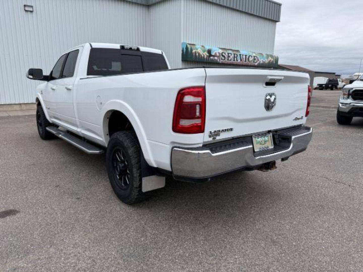 2020 Bright White Clearcoat /Black Ram 3500 (3C63R3JL8LG) with an Cummins High Output 67L I-6 diesel direct injecti engine, Automatic transmission, located at 1175 N Woodruff Ave, Idaho Falls, ID, 83401, 43.506901, -111.999657 - At Timberline Auto, finding a great deal on your next vehicle is always easy! Our experienced sales staff's goal is to help find you the right vehicle at the right price! Our knowledgeable finance department has options for almost any credit score. We offer extended service contract options to prote - Photo#29