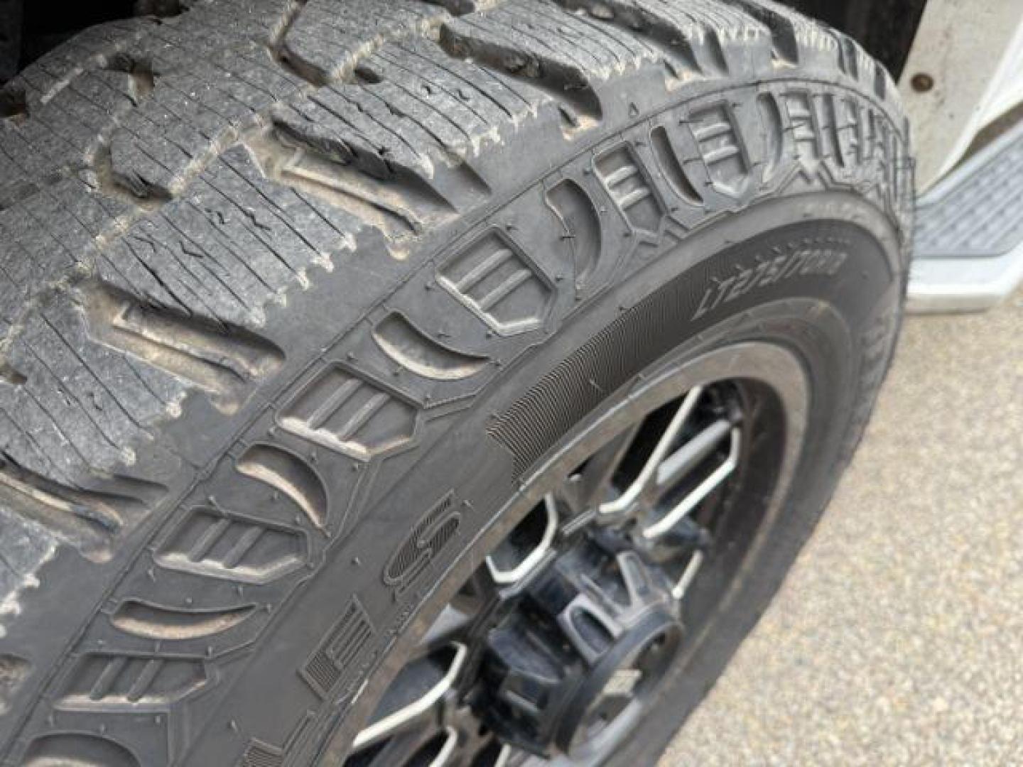 2020 Bright White Clearcoat /Black Ram 3500 (3C63R3JL8LG) with an Cummins High Output 67L I-6 diesel direct injecti engine, Automatic transmission, located at 1175 N Woodruff Ave, Idaho Falls, ID, 83401, 43.506901, -111.999657 - At Timberline Auto, finding a great deal on your next vehicle is always easy! Our experienced sales staff's goal is to help find you the right vehicle at the right price! Our knowledgeable finance department has options for almost any credit score. We offer extended service contract options to prote - Photo#37