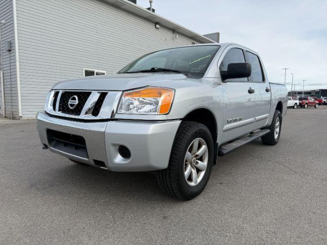 2012 SILVER /Charcoal Nissan Titan SV (1N6BA0EJ5CN) with an Endurance 5.6L V-8 DOHC engine, AUTOMATIC transmission, located at 1235 N Woodruff Ave., Idaho Falls, 83401, (208) 523-1053, 43.507172, -112.000488 - At Timberline Auto, finding a great deal on your next vehicle is always easy! Our experienced sales staff's goal is to help find you the right vehicle at the right price! Our knowledgeable finance department has options for almost any credit score. We offer extended service contract options to prote - Photo#20