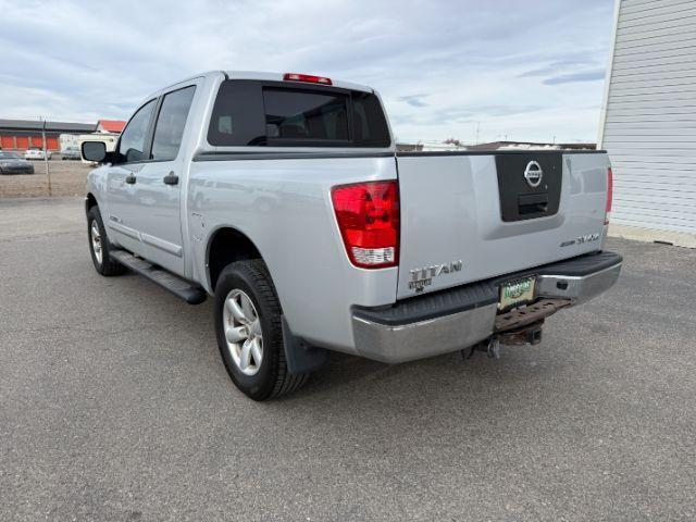 2012 SILVER /Charcoal Nissan Titan SV (1N6BA0EJ5CN) with an Endurance 5.6L V-8 DOHC engine, AUTOMATIC transmission, located at 1235 N Woodruff Ave., Idaho Falls, 83401, (208) 523-1053, 43.507172, -112.000488 - At Timberline Auto, finding a great deal on your next vehicle is always easy! Our experienced sales staff's goal is to help find you the right vehicle at the right price! Our knowledgeable finance department has options for almost any credit score. We offer extended service contract options to prote - Photo#22