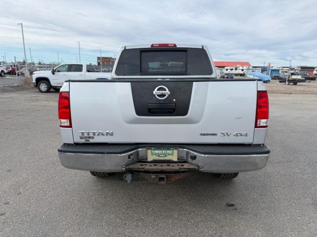 2012 SILVER /Charcoal Nissan Titan SV (1N6BA0EJ5CN) with an Endurance 5.6L V-8 DOHC engine, AUTOMATIC transmission, located at 1235 N Woodruff Ave., Idaho Falls, 83401, (208) 523-1053, 43.507172, -112.000488 - At Timberline Auto, finding a great deal on your next vehicle is always easy! Our experienced sales staff's goal is to help find you the right vehicle at the right price! Our knowledgeable finance department has options for almost any credit score. We offer extended service contract options to prote - Photo#23