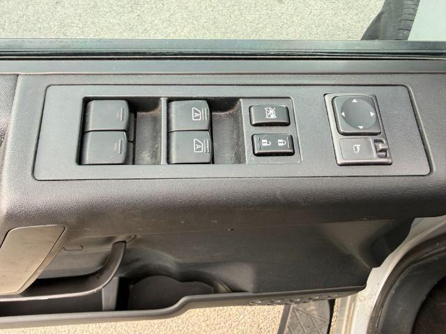 2012 SILVER /Charcoal Nissan Titan SV (1N6BA0EJ5CN) with an Endurance 5.6L V-8 DOHC engine, AUTOMATIC transmission, located at 1235 N Woodruff Ave., Idaho Falls, 83401, (208) 523-1053, 43.507172, -112.000488 - At Timberline Auto, finding a great deal on your next vehicle is always easy! Our experienced sales staff's goal is to help find you the right vehicle at the right price! Our knowledgeable finance department has options for almost any credit score. We offer extended service contract options to prote - Photo#36