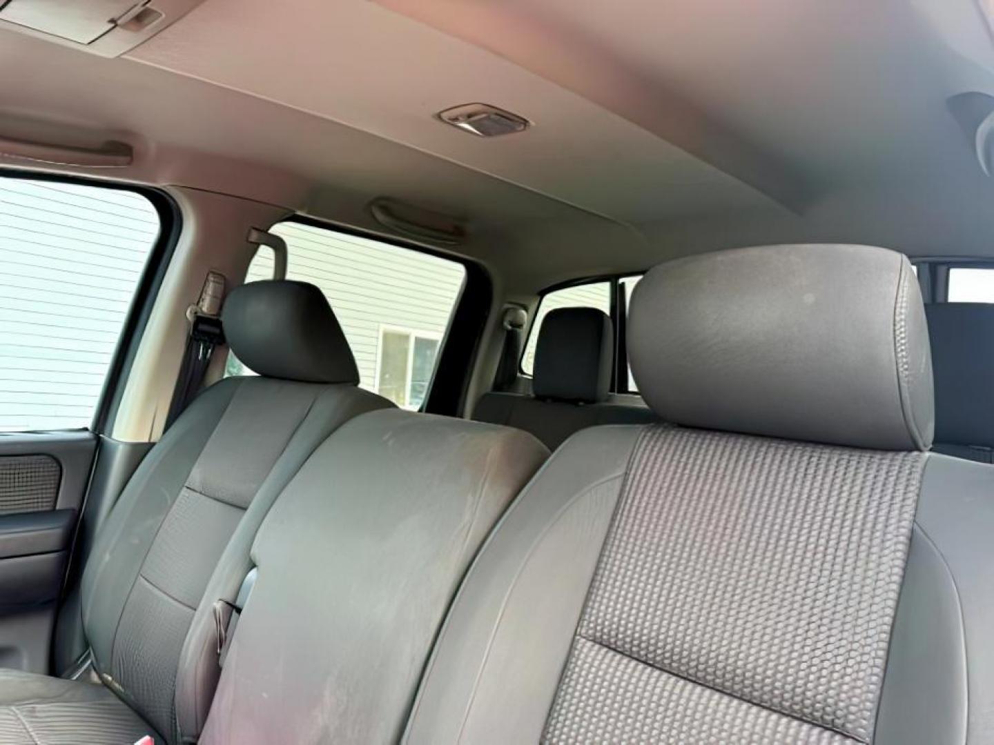 2012 SILVER /Charcoal Nissan Titan (1N6BA0EJ5CN) with an Endurance 56L V-8 DOHC engine, Automatic transmission, located at 1175 N Woodruff Ave, Idaho Falls, ID, 83401, 43.506901, -111.999657 - At Timberline Auto, finding a great deal on your next vehicle is always easy! Our experienced sales staff's goal is to help find you the right vehicle at the right price! Our knowledgeable finance department has options for almost any credit score. We offer extended service contract options to prote - Photo#15