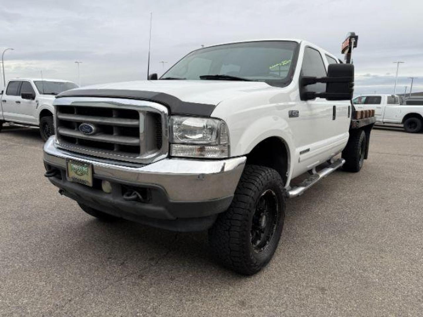 2002 WHITE /Medium Flint Ford F-250 (1FTNW21F82E) with an Powerstroke 73L V-8 diesel direct injection engine, Automatic transmission, located at 1175 N Woodruff Ave, Idaho Falls, ID, 83401, 43.506901, -111.999657 - At Timberline Auto, finding a great deal on your next vehicle is always easy! Our experienced sales staff's goal is to help find you the right vehicle at the right price! Our knowledgeable finance department has options for almost any credit score. We offer extended service contract options to prote - Photo#20