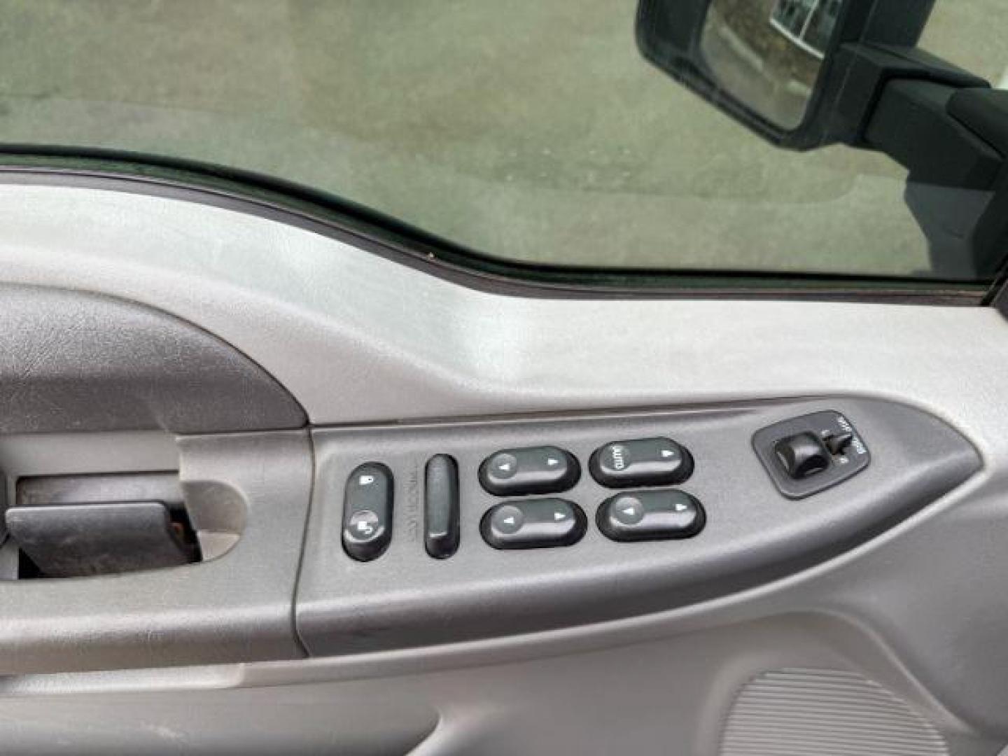 2002 WHITE /Medium Flint Ford F-250 (1FTNW21F82E) with an Powerstroke 73L V-8 diesel direct injection engine, Automatic transmission, located at 1175 N Woodruff Ave, Idaho Falls, ID, 83401, 43.506901, -111.999657 - At Timberline Auto, finding a great deal on your next vehicle is always easy! Our experienced sales staff's goal is to help find you the right vehicle at the right price! Our knowledgeable finance department has options for almost any credit score. We offer extended service contract options to prote - Photo#36