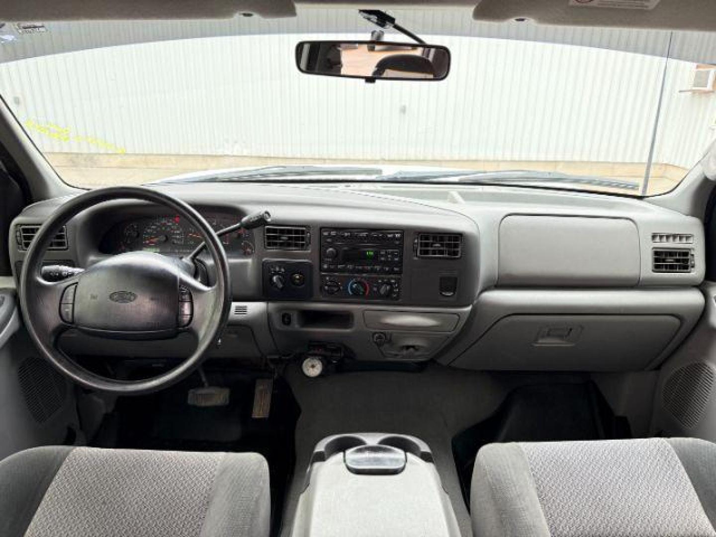 2002 WHITE /Medium Flint Ford F-250 (1FTNW21F82E) with an Powerstroke 73L V-8 diesel direct injection engine, Automatic transmission, located at 1175 N Woodruff Ave, Idaho Falls, ID, 83401, 43.506901, -111.999657 - At Timberline Auto, finding a great deal on your next vehicle is always easy! Our experienced sales staff's goal is to help find you the right vehicle at the right price! Our knowledgeable finance department has options for almost any credit score. We offer extended service contract options to prote - Photo#37