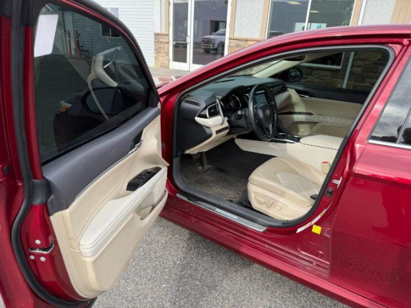 2018 RED /Black Toyota Camry (4T1B11HK9JU) with an 25L I-4 portdirect injection engine, Automatic transmission, located at 1175 N Woodruff Ave, Idaho Falls, ID, 83401, 43.506901, -111.999657 - At Timberline Auto, finding a great deal on your next vehicle is always easy! Our experienced sales staff's goal is to help find you the right vehicle at the right price! Our knowledgeable finance department has options for almost any credit score. We offer extended service contract options to prote - Photo#31