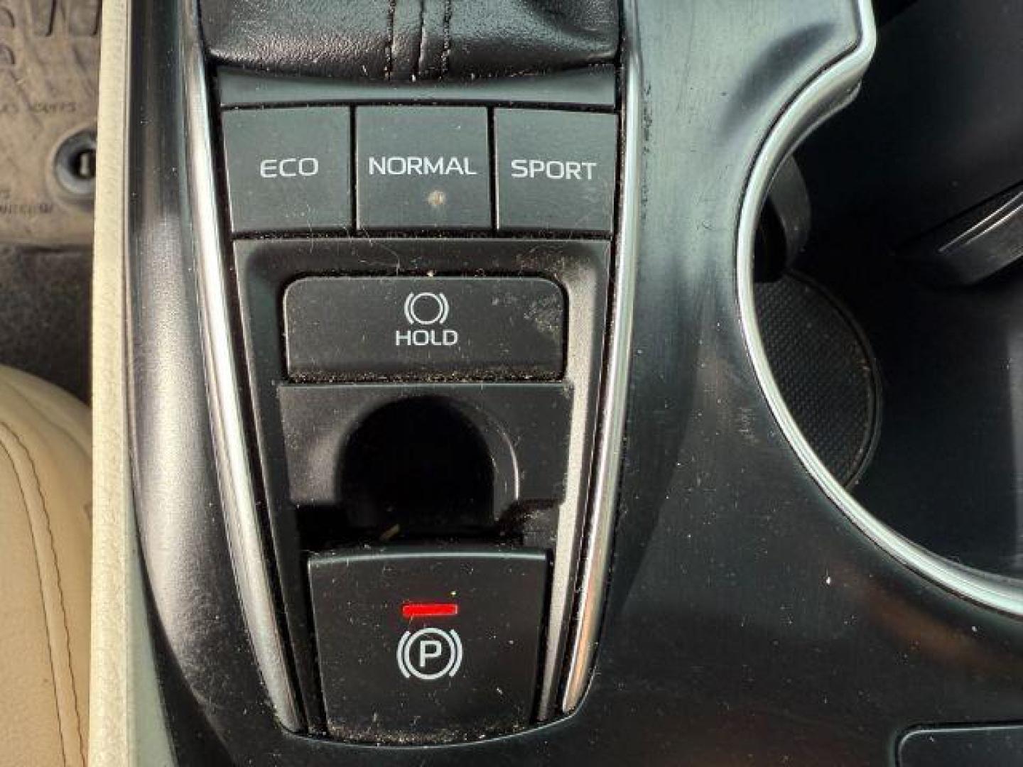 2018 RED /Black Toyota Camry (4T1B11HK9JU) with an 25L I-4 portdirect injection engine, Automatic transmission, located at 1175 N Woodruff Ave, Idaho Falls, ID, 83401, 43.506901, -111.999657 - At Timberline Auto, finding a great deal on your next vehicle is always easy! Our experienced sales staff's goal is to help find you the right vehicle at the right price! Our knowledgeable finance department has options for almost any credit score. We offer extended service contract options to prote - Photo#37