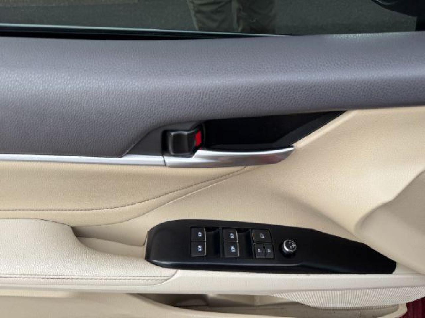 2018 RED /Black Toyota Camry (4T1B11HK9JU) with an 25L I-4 portdirect injection engine, Automatic transmission, located at 1175 N Woodruff Ave, Idaho Falls, ID, 83401, 43.506901, -111.999657 - At Timberline Auto, finding a great deal on your next vehicle is always easy! Our experienced sales staff's goal is to help find you the right vehicle at the right price! Our knowledgeable finance department has options for almost any credit score. We offer extended service contract options to prote - Photo#42